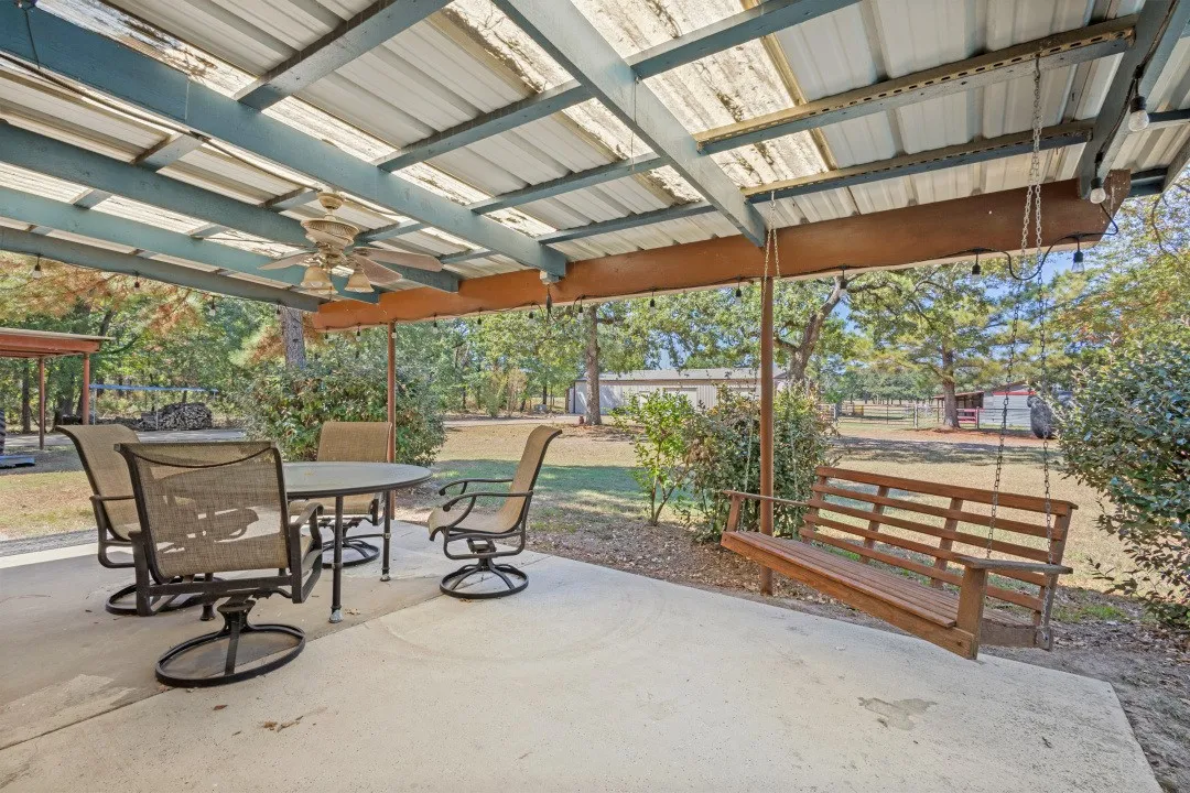 Single Family Residence For Sale in Hunt County , 4286 Country Creek Rd 3321, Greenville, Texas 75204, 3 Bedroom, 2 Bathroom, Garage spaces, 3,473 Sqft, built in 1969, mls#21384862, Real Estate Agent in Greenville, Homes For Sale in Hunt county, Homes For Sale in Greenville, Realtor in Greenville Texas, Real Estate Brokerage Independent Realty Texas, Luminita Cordes Realtor