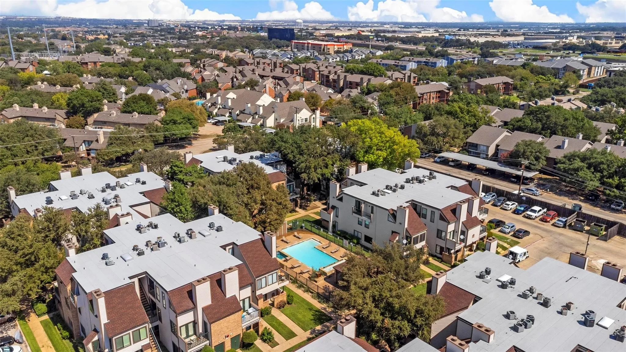Condominium For Rent in Tarrant County , 2301 Balsam Drive M103, Arlington, Texas 76006, 1 Bedroom, 1 Bathroom, Garage spaces, 551 Sqft, built in 1983, mls#21387841, Real Estate Agent in Arlington, Homes For Rent in Tarrant county, Homes For Rent in Arlington, Realtor in Arlington Texas, Real Estate Brokerage Independent Realty Texas, Luminita Cordes Realtor