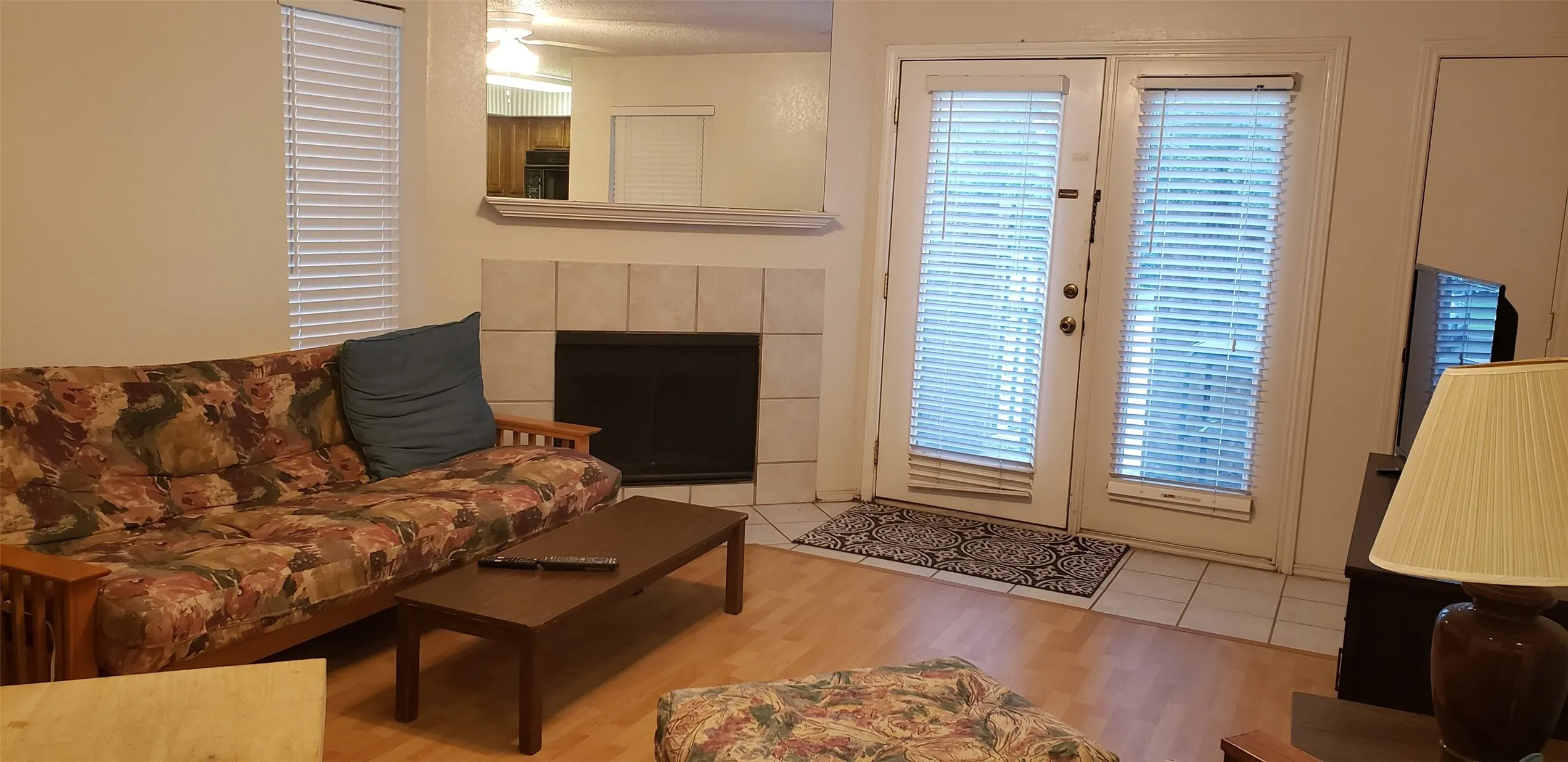 Condominium For Rent in Tarrant County , 2301 Balsam Drive M103, Arlington, Texas 76006, 1 Bedroom, 1 Bathroom, Garage spaces, 551 Sqft, built in 1983, mls#21387841, Real Estate Agent in Arlington, Homes For Rent in Tarrant county, Homes For Rent in Arlington, Realtor in Arlington Texas, Real Estate Brokerage Independent Realty Texas, Luminita Cordes Realtor
