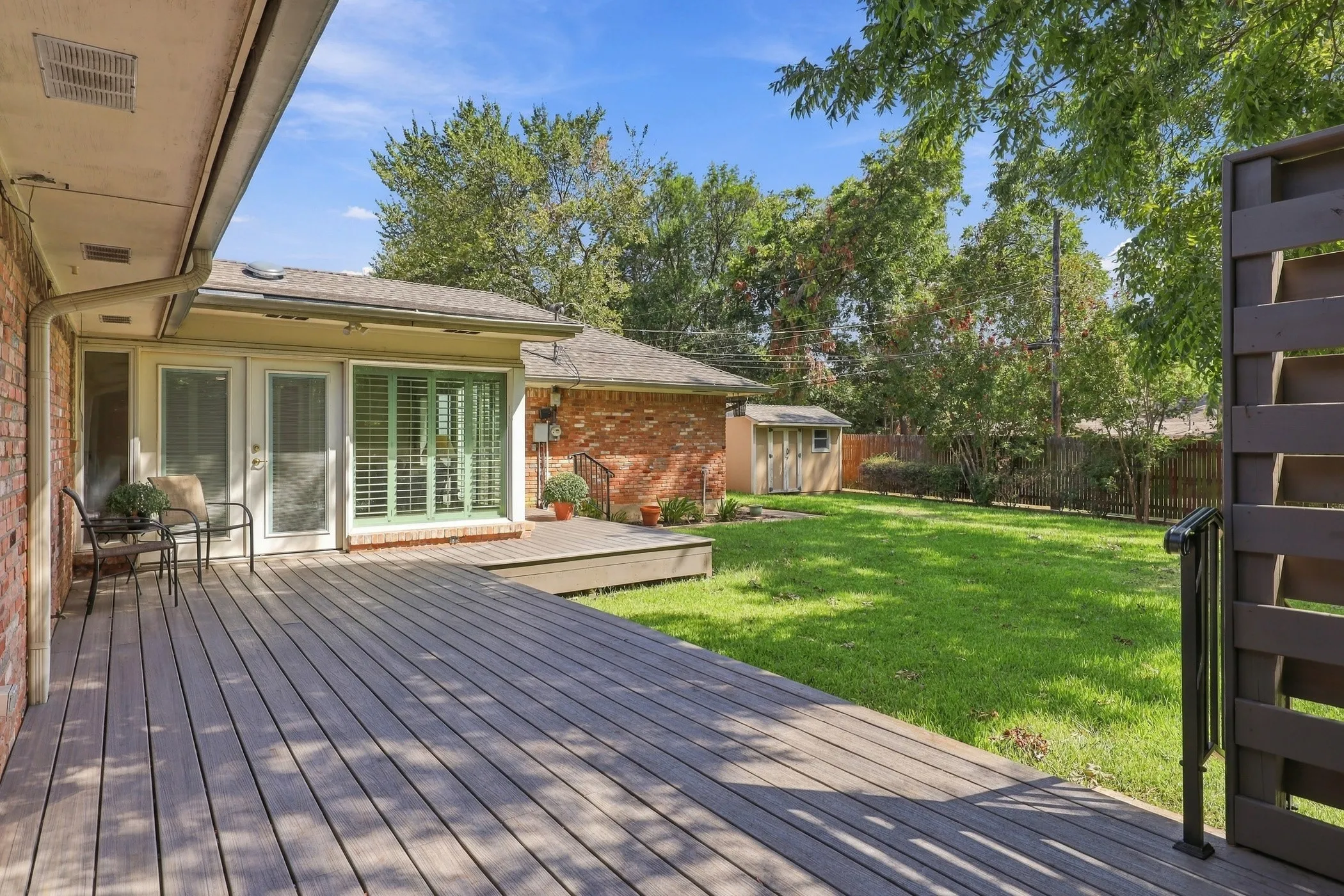 Single Family Residence For Sale in Tarrant County , 1710 Tennyson Drive, Arlington, Texas 76013, 4 Bedroom, 3 Bathroom, 2 Garage spaces, 2,710 Sqft, built in 1972, mls#21381878, Real Estate Agent in Arlington, Homes For Sale in Tarrant county, Homes For Sale in Arlington, Realtor in Arlington Texas, Real Estate Brokerage Independent Realty Texas, Luminita Cordes Realtor