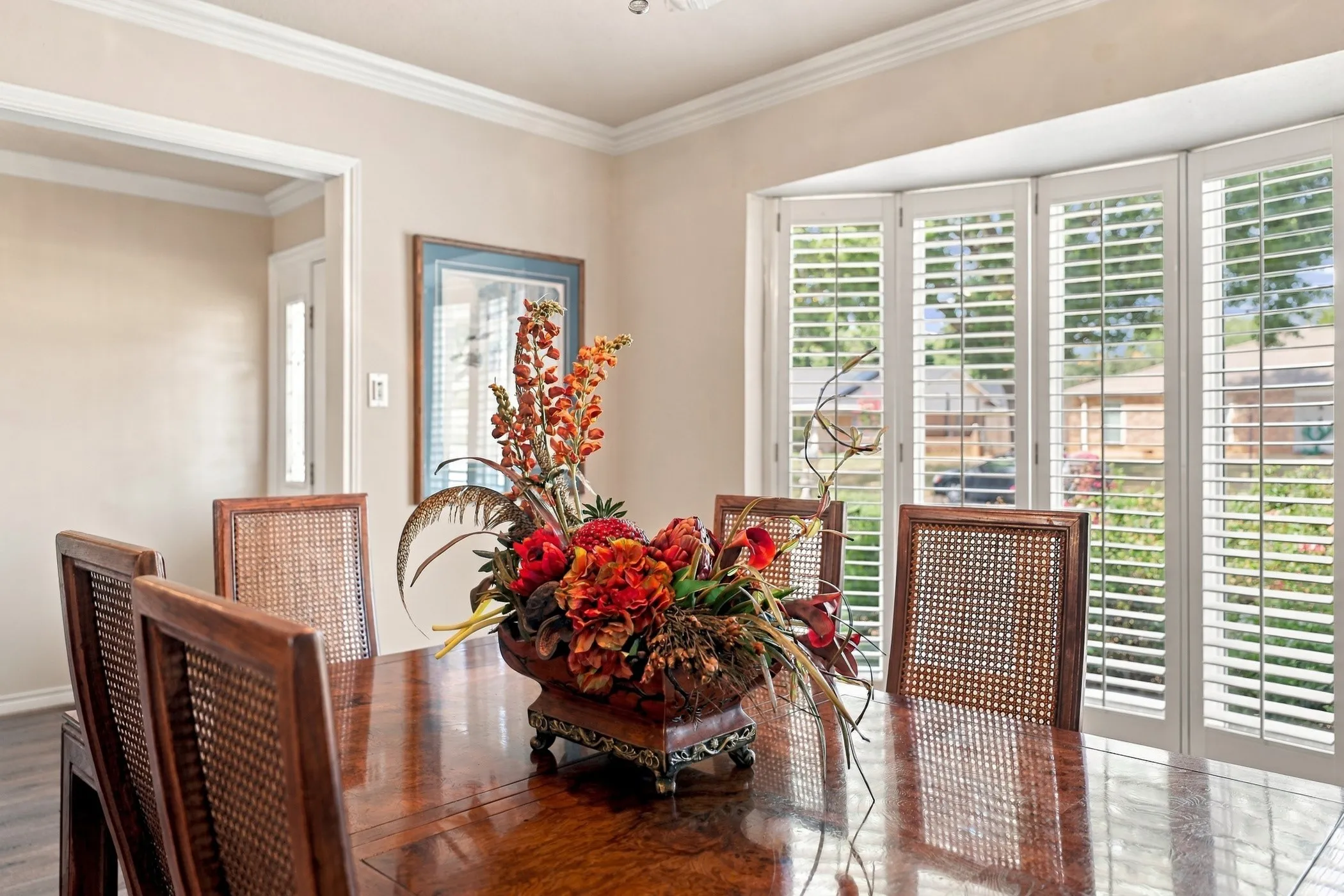 Single Family Residence For Sale in Tarrant County , 1710 Tennyson Drive, Arlington, Texas 76013, 4 Bedroom, 3 Bathroom, 2 Garage spaces, 2,710 Sqft, built in 1972, mls#21381878, Real Estate Agent in Arlington, Homes For Sale in Tarrant county, Homes For Sale in Arlington, Realtor in Arlington Texas, Real Estate Brokerage Independent Realty Texas, Luminita Cordes Realtor