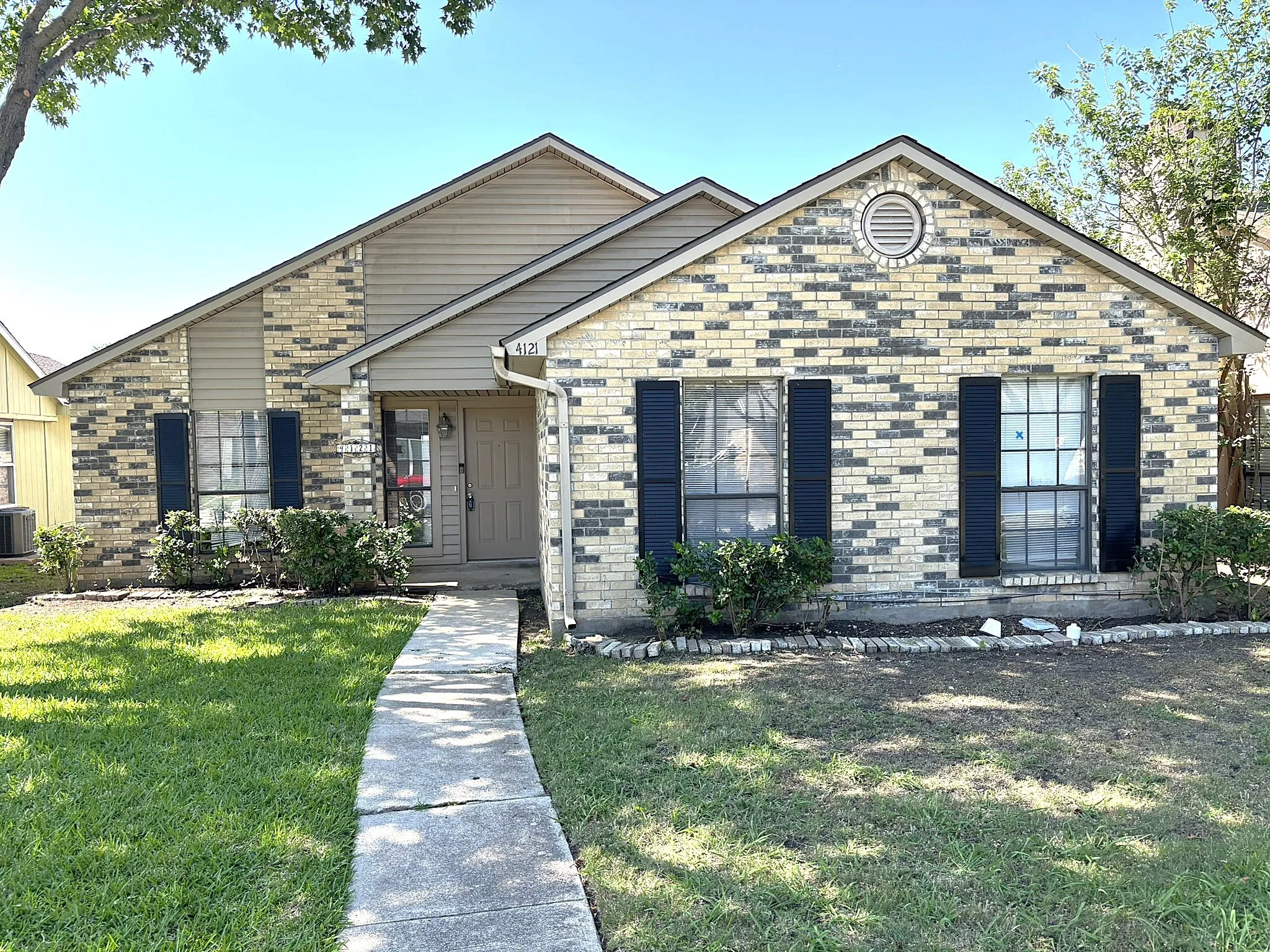 Single Family Residence For Rent in Denton County , 4121 Driscoll Drive, The Colony, Texas 75056, 4 Bedroom, 2 Bathroom, 2 Garage spaces, 1,492 Sqft, built in 1985, mls#21387850, Real Estate Agent in The Colony, Homes For Rent in Denton county, Homes For Rent in The Colony, Realtor in The Colony Texas, Real Estate Brokerage Independent Realty Texas, Luminita Cordes Realtor