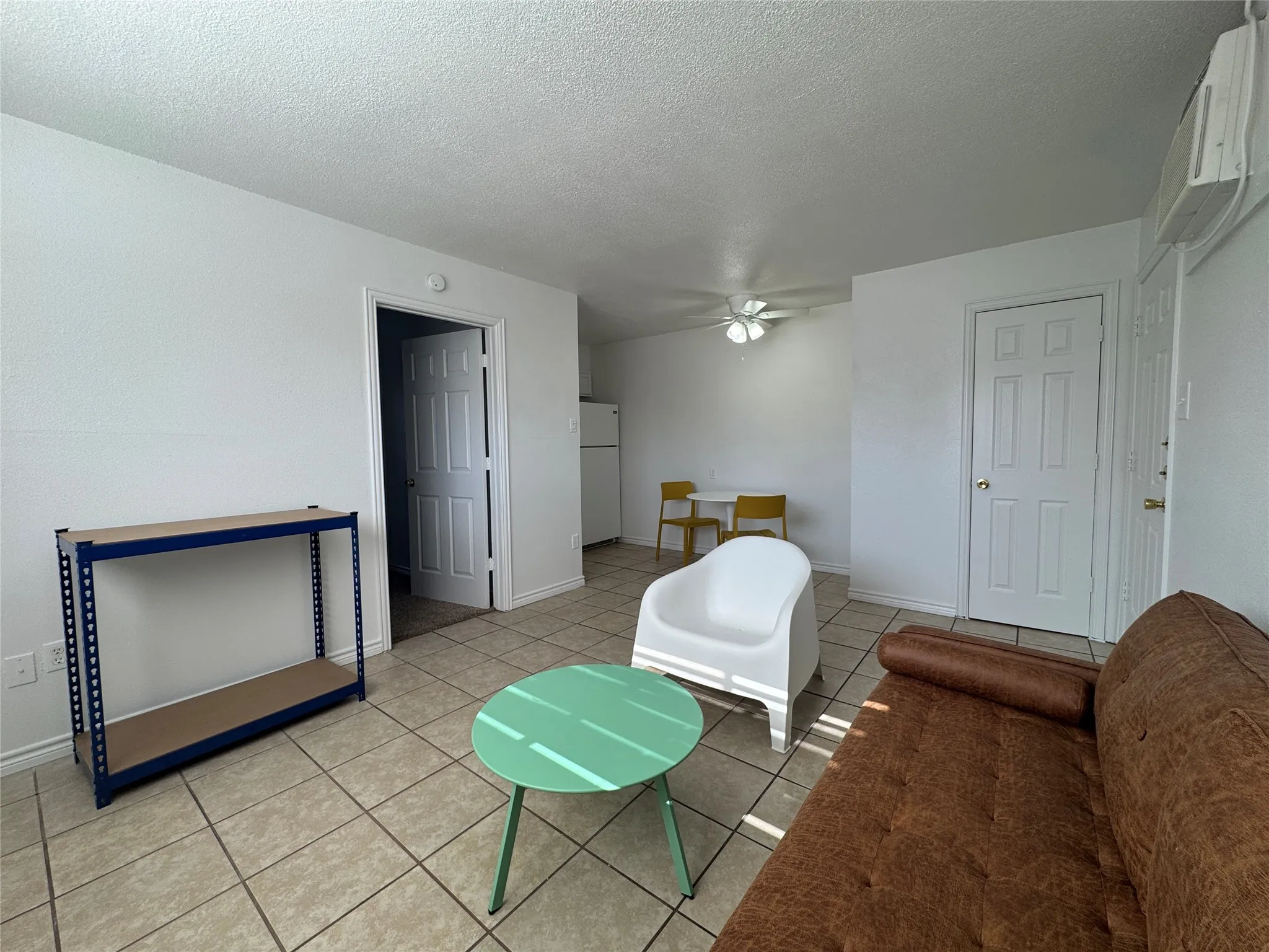 Apartment For Rent in Taylor County , 1415 Sewell Street 28, Abilene, Texas 79605, 1 Bedroom, 1 Bathroom, Garage spaces, 475 Sqft, built in 1971, mls#21387853, Real Estate Agent in Abilene, Homes For Rent in Taylor county, Homes For Rent in Abilene, Realtor in Abilene Texas, Real Estate Brokerage Independent Realty Texas, Luminita Cordes Realtor