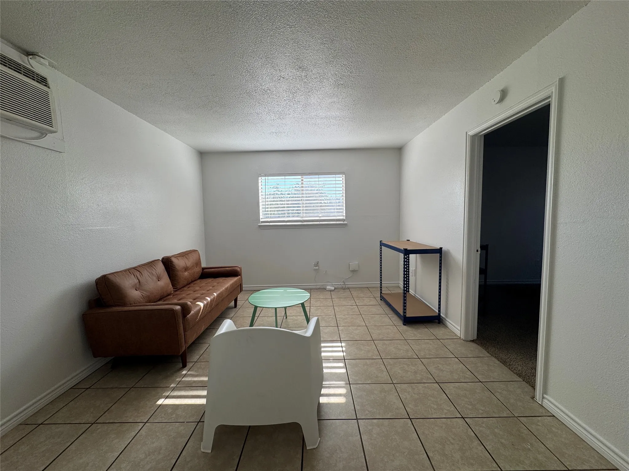 Apartment For Rent in Taylor County , 1415 Sewell Street 28, Abilene, Texas 79605, 1 Bedroom, 1 Bathroom, Garage spaces, 475 Sqft, built in 1971, mls#21387853, Real Estate Agent in Abilene, Homes For Rent in Taylor county, Homes For Rent in Abilene, Realtor in Abilene Texas, Real Estate Brokerage Independent Realty Texas, Luminita Cordes Realtor