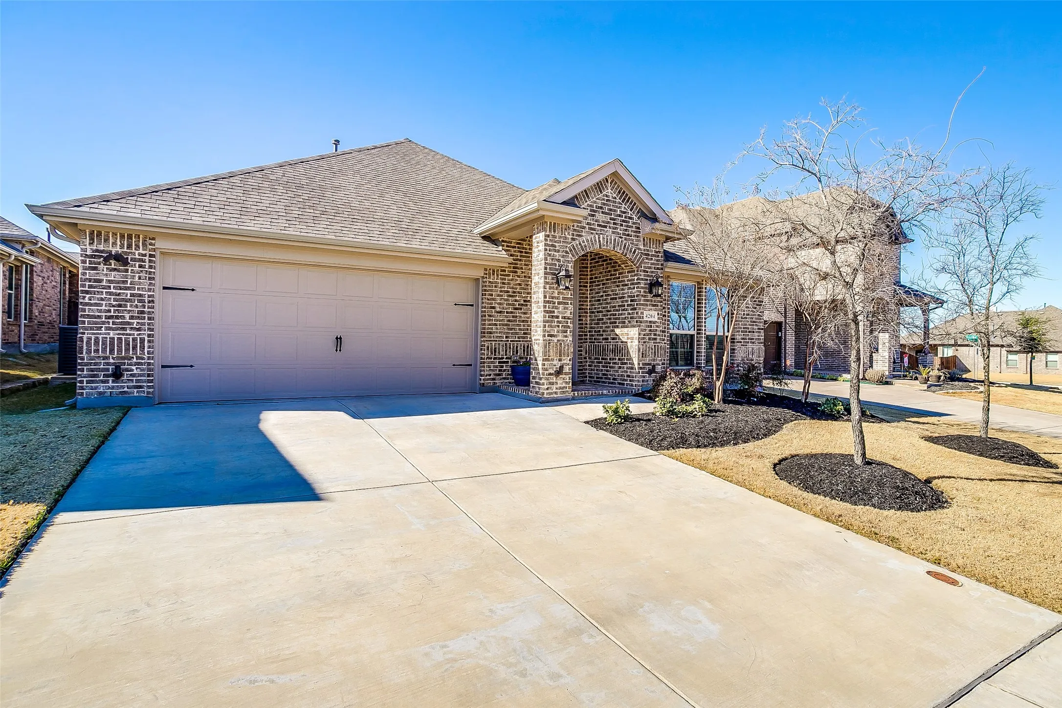 Single Family Residence For Rent in Denton County , 4204 Wilderness Pass, Fort Worth, Texas 76262, 3 Bedroom, 2 Bathroom, 2 Garage spaces, 2,202 Sqft, built in 2017, mls#21375779, Real Estate Agent in Fort Worth, Homes For Rent in Denton county, Homes For Rent in Fort Worth, Realtor in Fort Worth Texas, Real Estate Brokerage Independent Realty Texas, Luminita Cordes Realtor