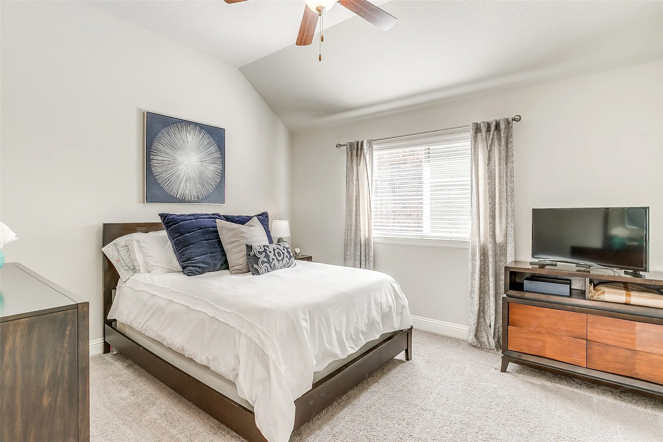 Single Family Residence For Rent in Denton County , 4204 Wilderness Pass, Fort Worth, Texas 76262, 3 Bedroom, 2 Bathroom, 2 Garage spaces, 2,202 Sqft, built in 2017, mls#21375779, Real Estate Agent in Fort Worth, Homes For Rent in Denton county, Homes For Rent in Fort Worth, Realtor in Fort Worth Texas, Real Estate Brokerage Independent Realty Texas, Luminita Cordes Realtor