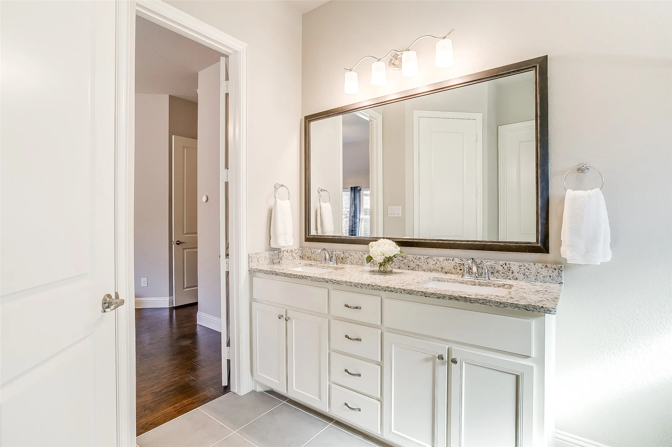 Single Family Residence For Rent in Denton County , 4204 Wilderness Pass, Fort Worth, Texas 76262, 3 Bedroom, 2 Bathroom, 2 Garage spaces, 2,202 Sqft, built in 2017, mls#21375779, Real Estate Agent in Fort Worth, Homes For Rent in Denton county, Homes For Rent in Fort Worth, Realtor in Fort Worth Texas, Real Estate Brokerage Independent Realty Texas, Luminita Cordes Realtor