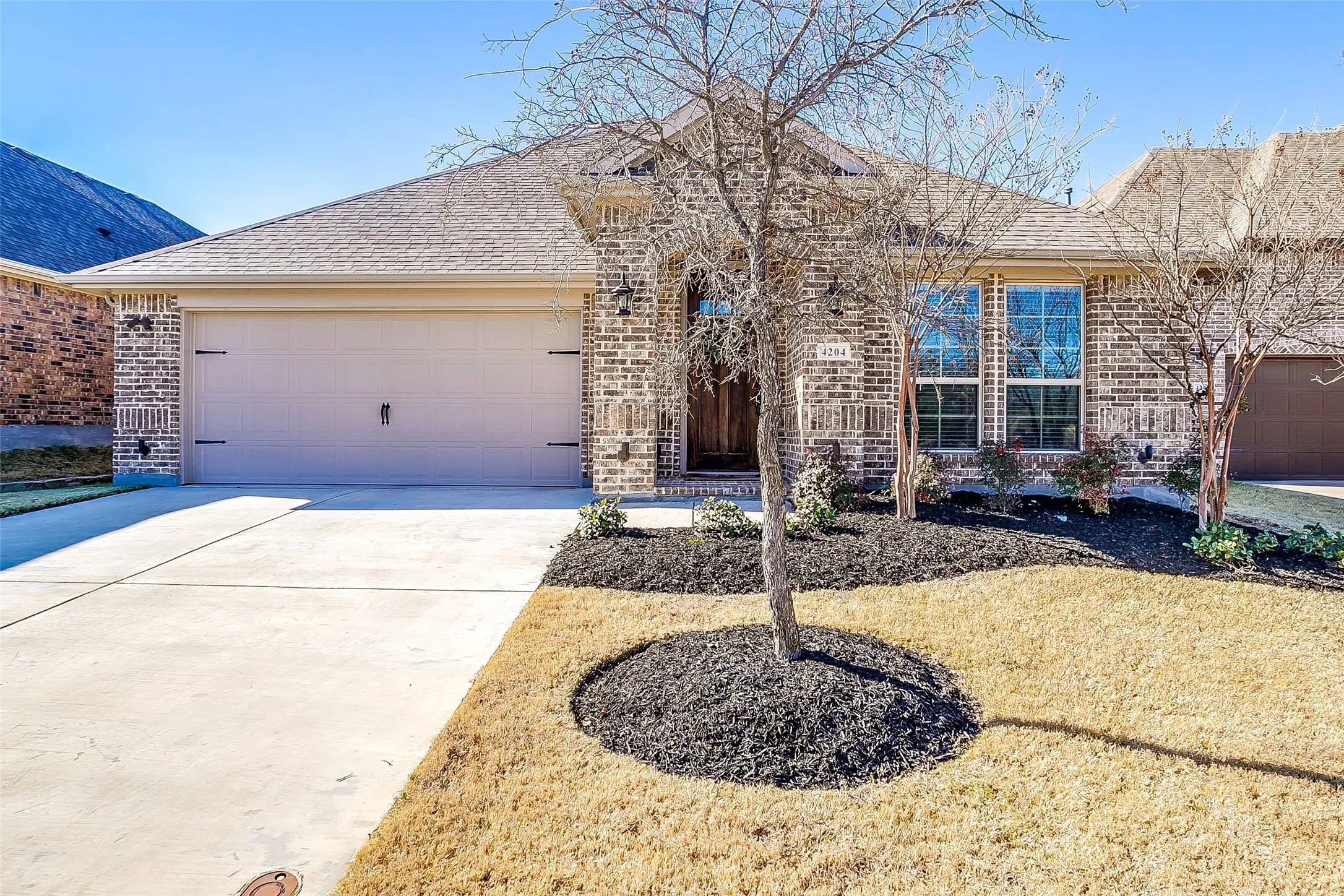 Single Family Residence For Rent in Denton County , 4204 Wilderness Pass, Fort Worth, Texas 76262, 3 Bedroom, 2 Bathroom, 2 Garage spaces, 2,202 Sqft, built in 2017, mls#21375779, Real Estate Agent in Fort Worth, Homes For Rent in Denton county, Homes For Rent in Fort Worth, Realtor in Fort Worth Texas, Real Estate Brokerage Independent Realty Texas, Luminita Cordes Realtor