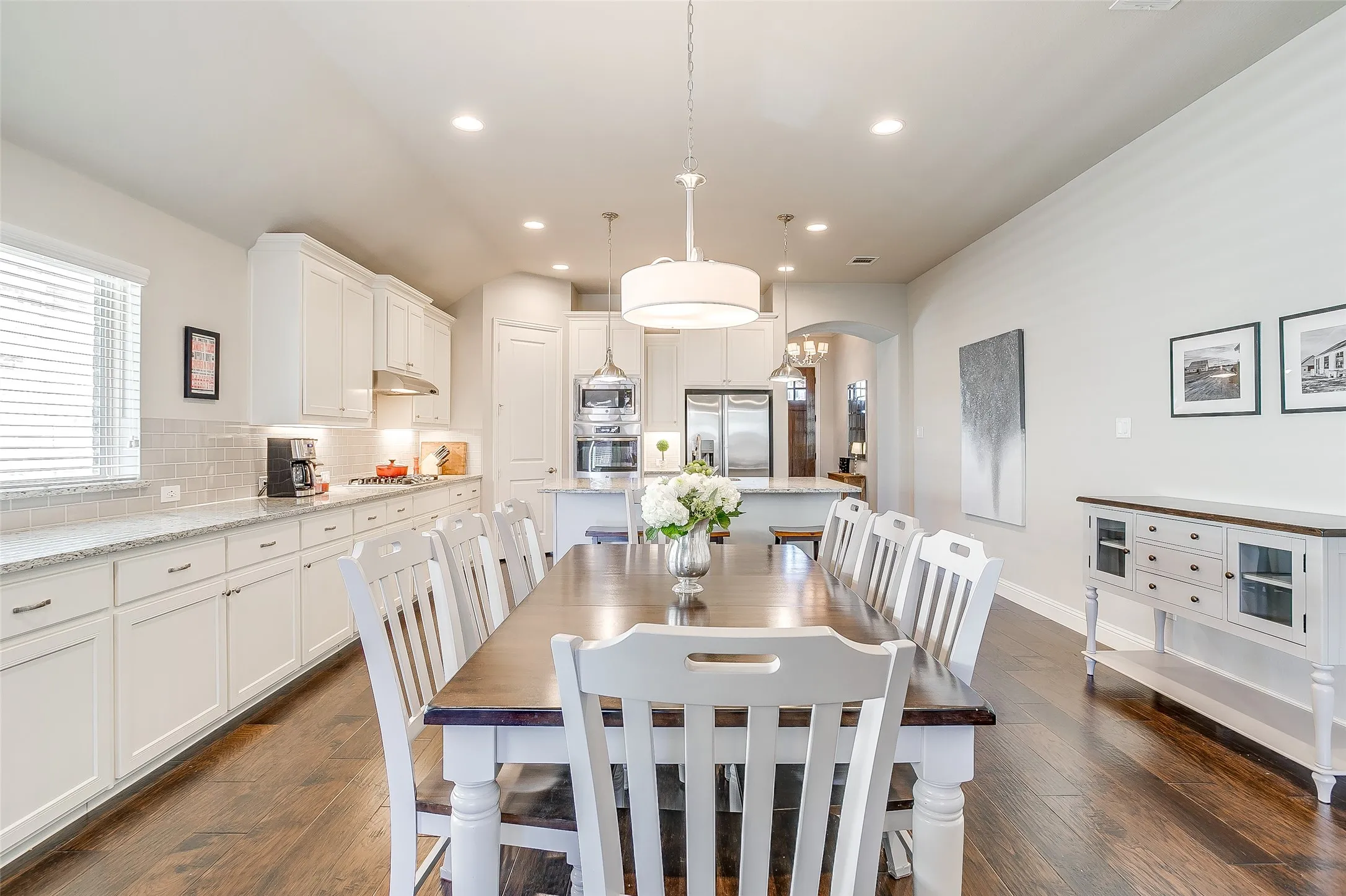 Single Family Residence For Rent in Denton County , 4204 Wilderness Pass, Fort Worth, Texas 76262, 3 Bedroom, 2 Bathroom, 2 Garage spaces, 2,202 Sqft, built in 2017, mls#21375779, Real Estate Agent in Fort Worth, Homes For Rent in Denton county, Homes For Rent in Fort Worth, Realtor in Fort Worth Texas, Real Estate Brokerage Independent Realty Texas, Luminita Cordes Realtor
