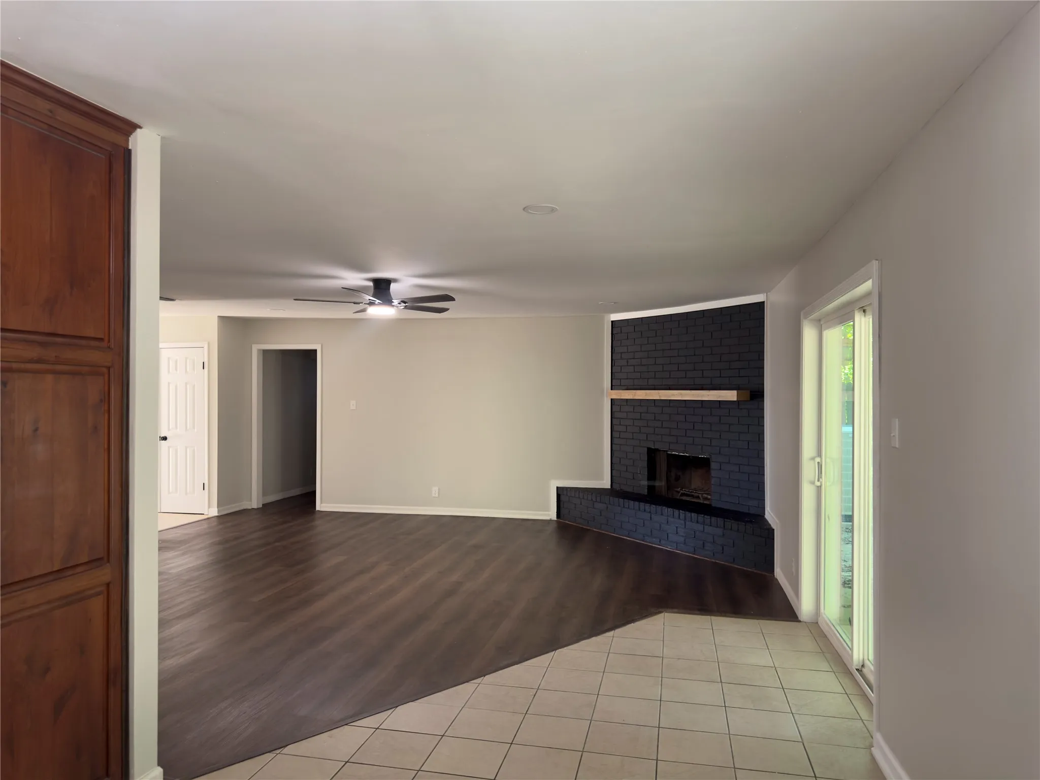 Single Family Residence For Rent in Henderson County , 209 Magnolia Lane, Chandler, Texas 75758, 3 Bedroom, 2 Bathroom, 2 Garage spaces, 1,795 Sqft, built in 1970, mls#21386548, Real Estate Agent in Chandler, Homes For Rent in Henderson county, Homes For Rent in Chandler, Realtor in Chandler Texas, Real Estate Brokerage Independent Realty Texas, Luminita Cordes Realtor