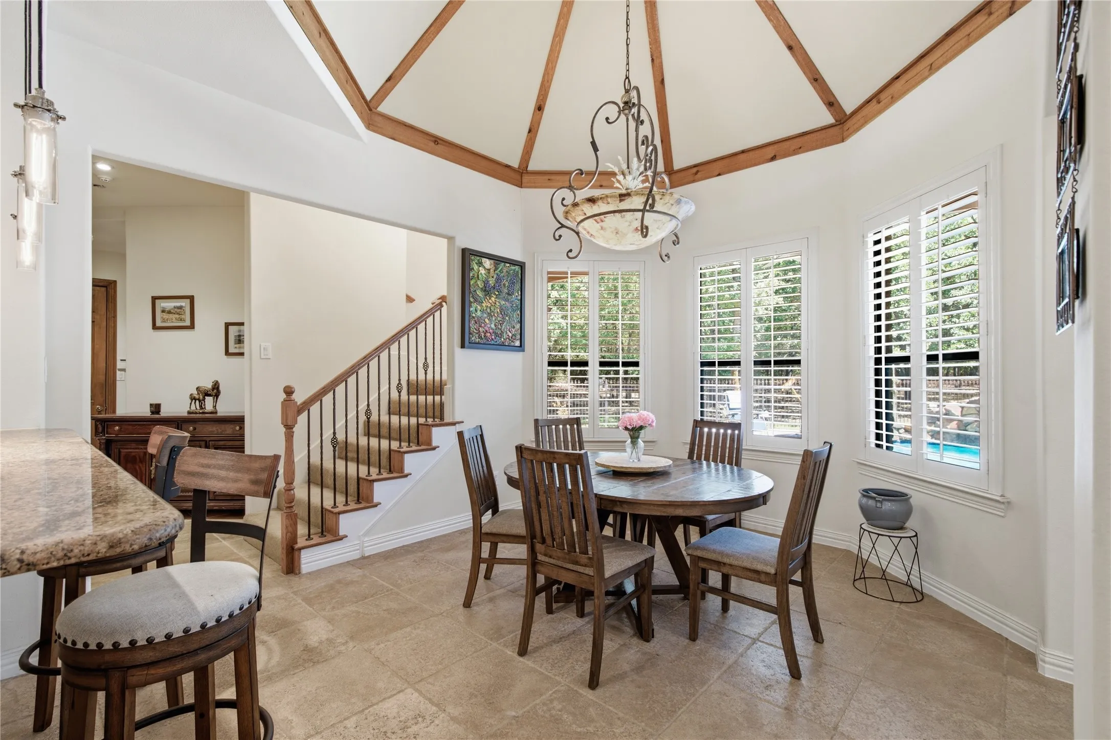 Single Family Residence For Sale in Denton County , 2050 E Oak Shores Drive, Cross Roads, Texas 76227, 5 Bedroom, 3 Bathroom, 3 Garage spaces, 4,505 Sqft, built in 2007, mls#21387682, Real Estate Agent in Cross Roads, Homes For Sale in Denton county, Homes For Sale in Cross Roads, Realtor in Cross Roads Texas, Real Estate Brokerage Independent Realty Texas, Luminita Cordes Realtor