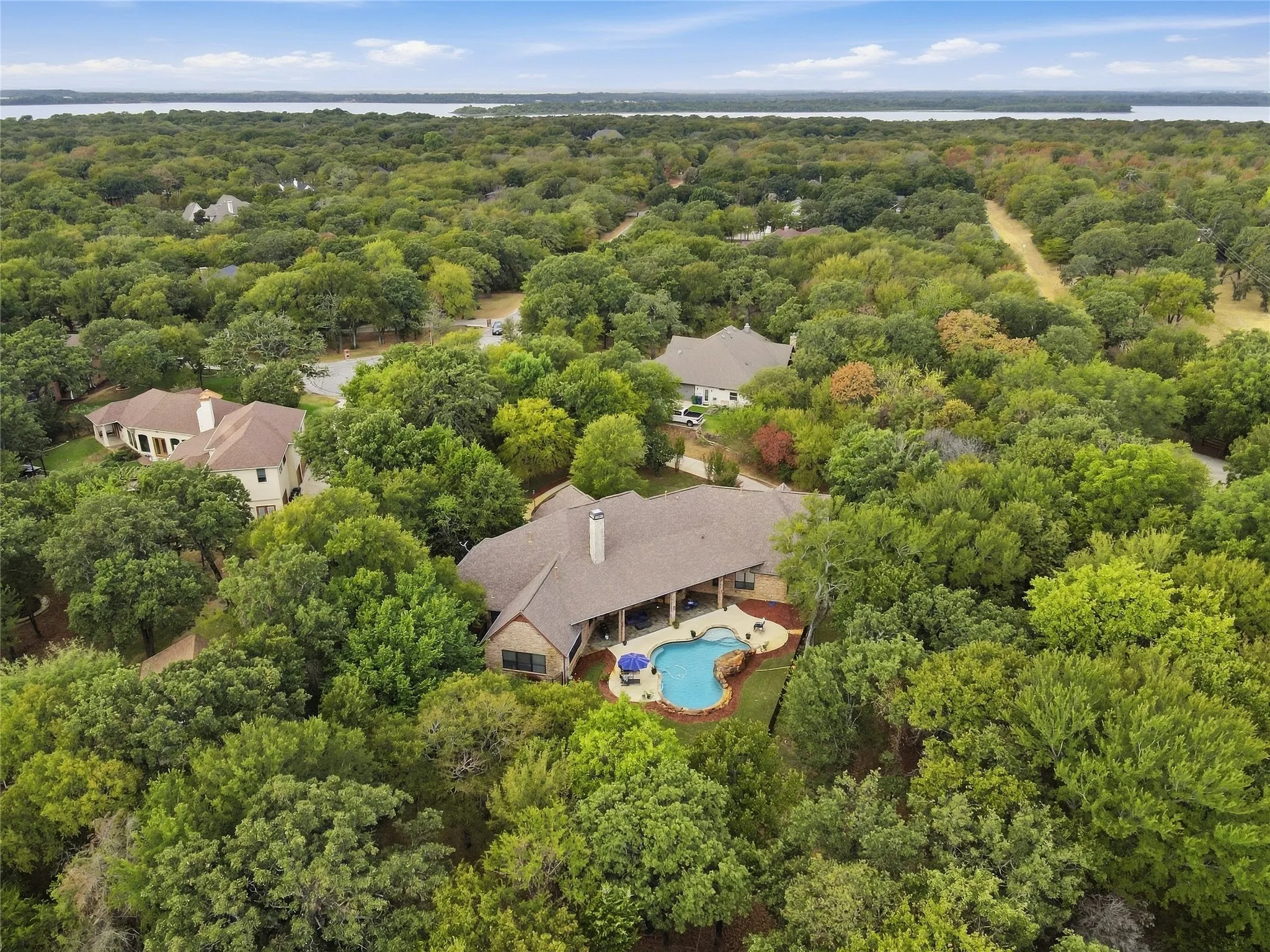 Single Family Residence For Sale in Denton County , 2050 E Oak Shores Drive, Cross Roads, Texas 76227, 5 Bedroom, 3 Bathroom, 3 Garage spaces, 4,505 Sqft, built in 2007, mls#21387682, Real Estate Agent in Cross Roads, Homes For Sale in Denton county, Homes For Sale in Cross Roads, Realtor in Cross Roads Texas, Real Estate Brokerage Independent Realty Texas, Luminita Cordes Realtor