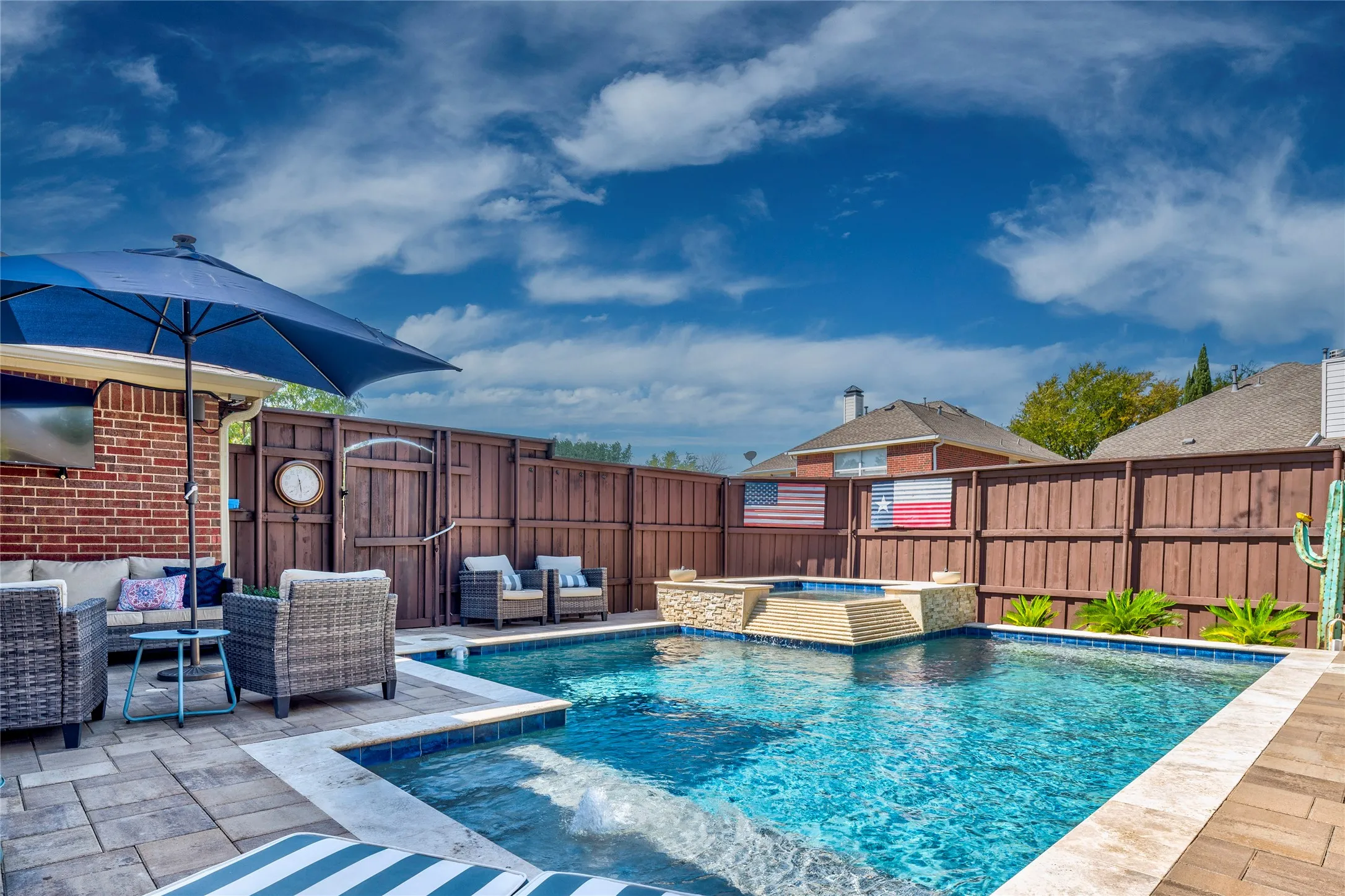 2022 Salt Water Pool & Spa!