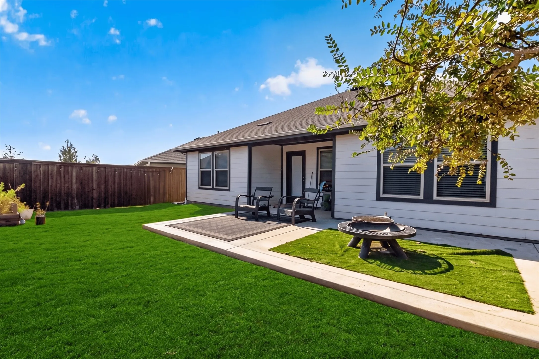 Single Family Residence For Sale in Denton County , 13177 N Haven Way, Providence Village, Texas 76227, 3 Bedroom, 2 Bathroom, 2 Garage spaces, 1,566 Sqft, built in 2023, mls#21387774, Real Estate Agent in Providence Village, Homes For Sale in Denton county, Homes For Sale in Providence Village, Realtor in Providence Village Texas, Real Estate Brokerage Independent Realty Texas, Luminita Cordes Realtor