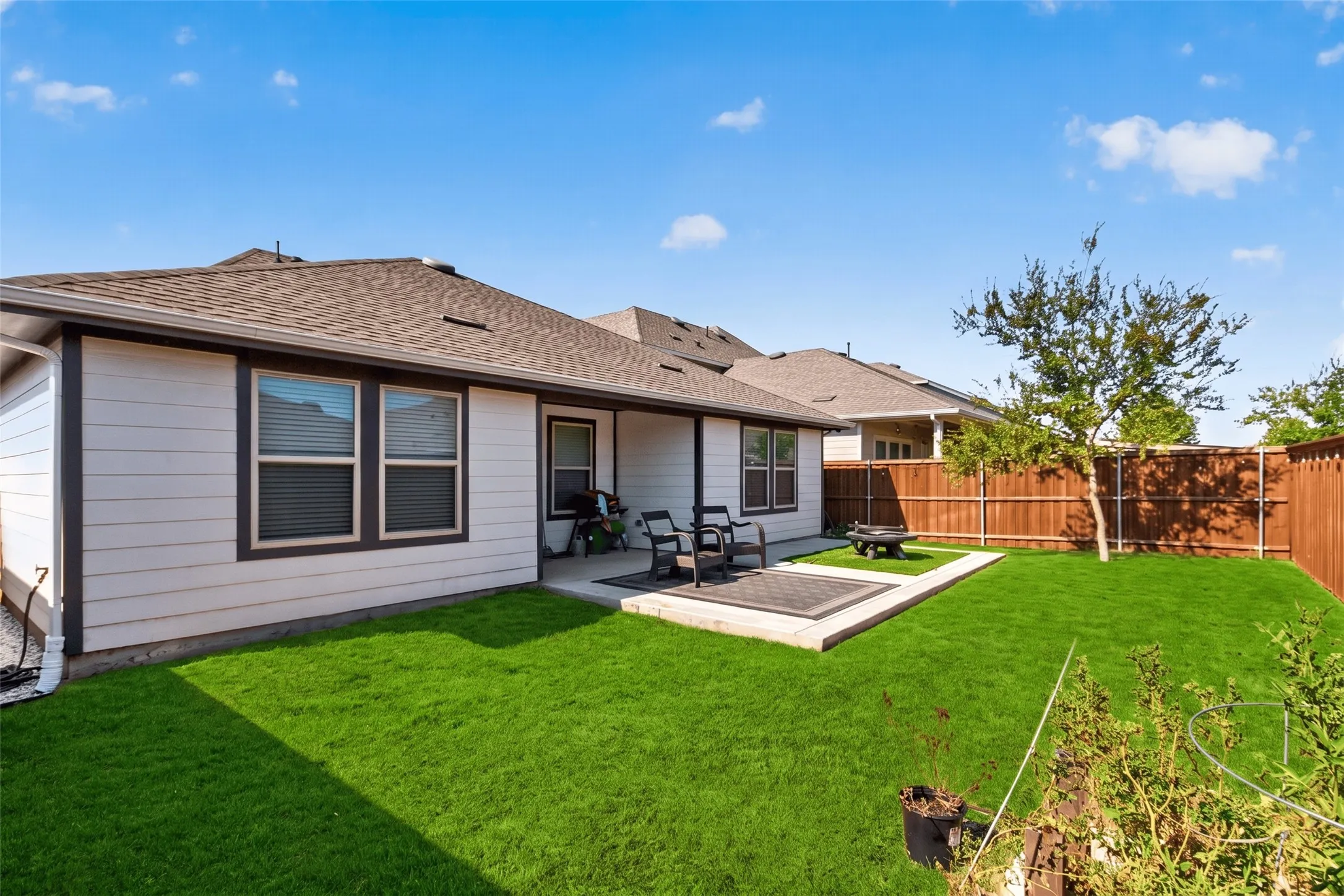 Single Family Residence For Sale in Denton County , 13177 N Haven Way, Providence Village, Texas 76227, 3 Bedroom, 2 Bathroom, 2 Garage spaces, 1,566 Sqft, built in 2023, mls#21387774, Real Estate Agent in Providence Village, Homes For Sale in Denton county, Homes For Sale in Providence Village, Realtor in Providence Village Texas, Real Estate Brokerage Independent Realty Texas, Luminita Cordes Realtor