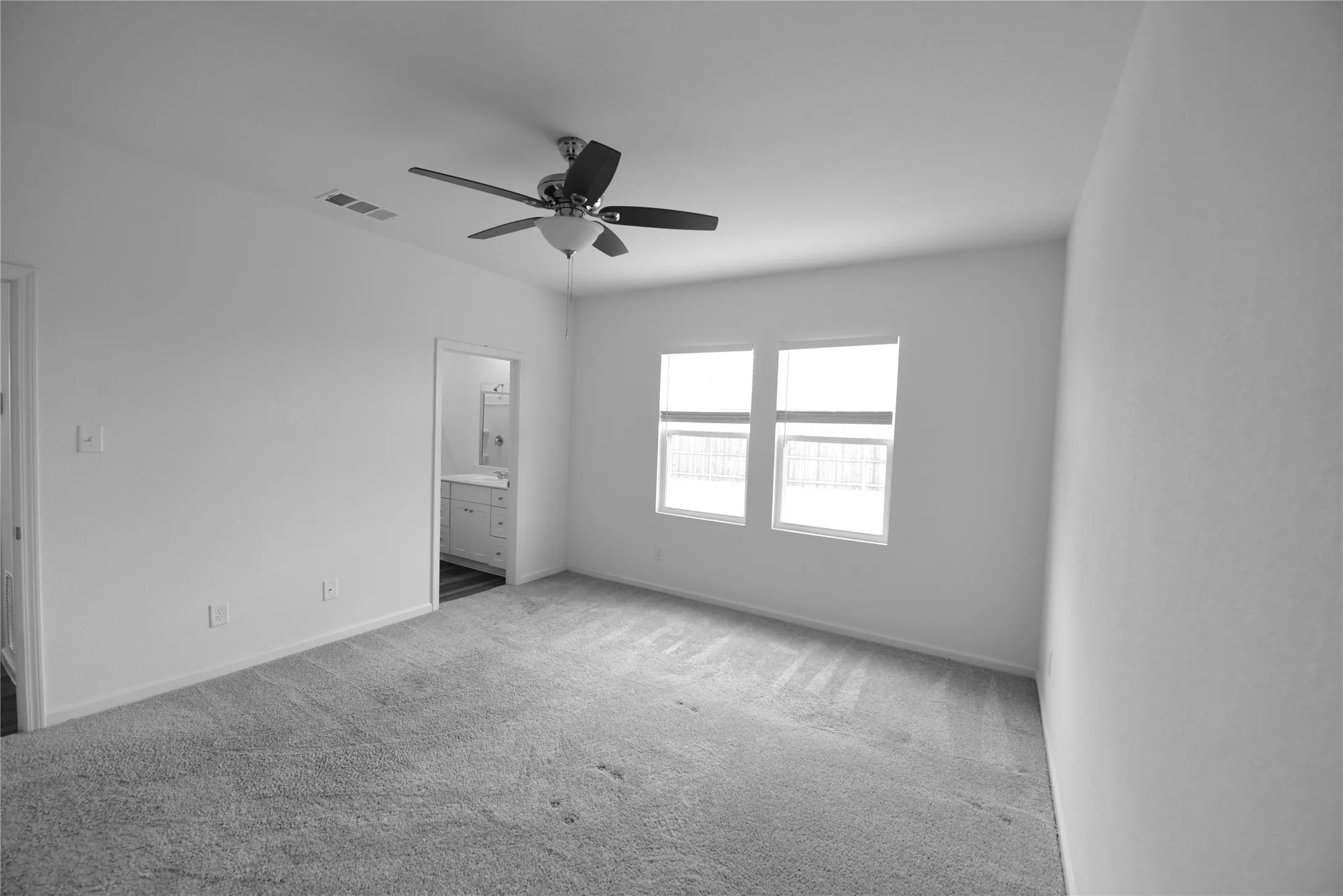 Single Family Residence For Rent in Collin County , 833 Lexington Lane, Josephine, Texas 75173, 3 Bedroom, 2 Bathroom, 2 Garage spaces, 1,468 Sqft, built in 2024, mls#21387859, Real Estate Agent in Josephine, Homes For Rent in Collin county, Homes For Rent in Josephine, Realtor in Josephine Texas, Real Estate Brokerage Independent Realty Texas, Luminita Cordes Realtor