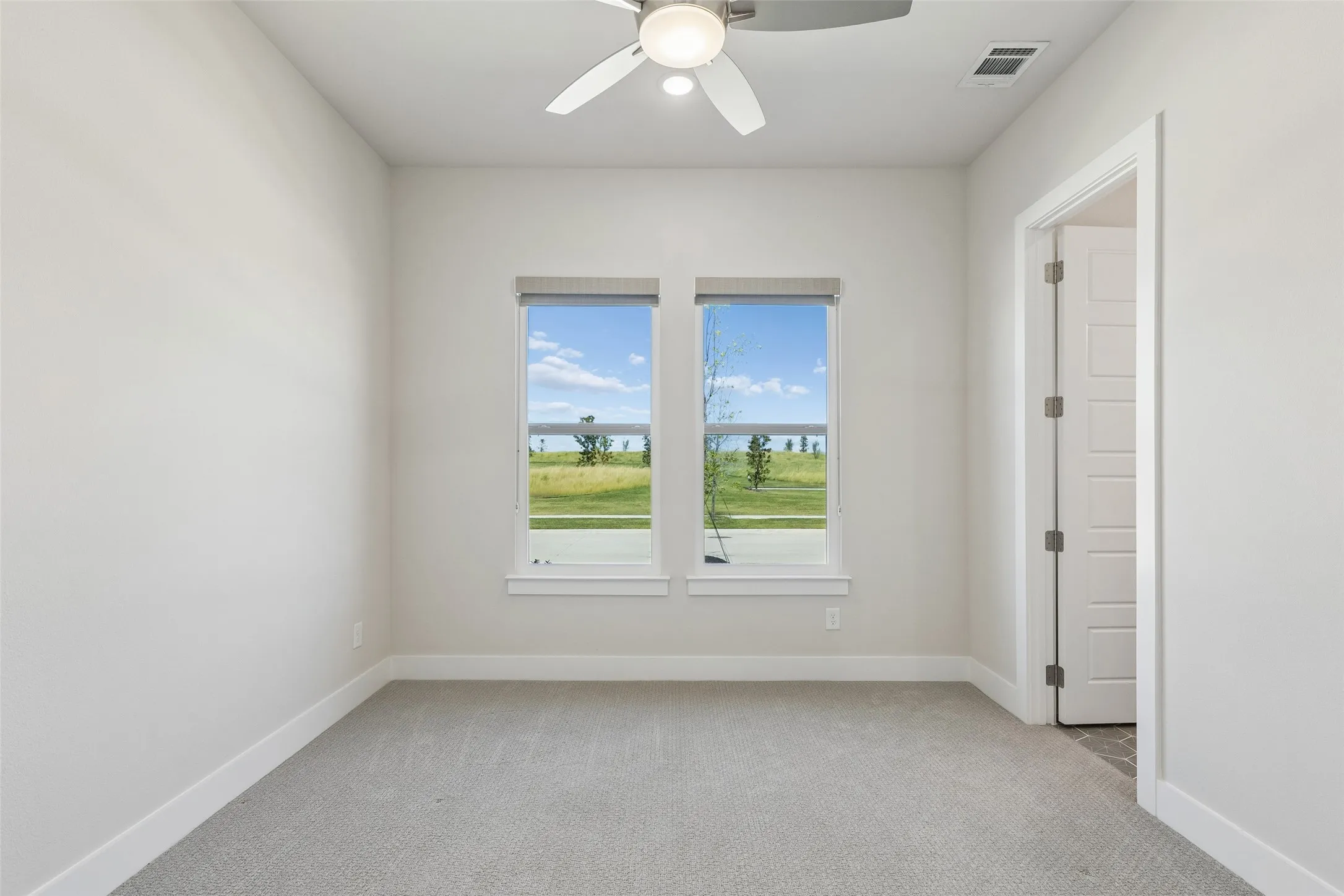 Single Family Residence For Sale in Denton County , 4208 Sunrise Lane, Celina, Texas 75078, 4 Bedroom, 5 Bathroom, 3 Garage spaces, 3,655 Sqft, built in 2024, mls#21387864, Real Estate Agent in Celina, Homes For Sale in Denton county, Homes For Sale in Celina, Realtor in Celina Texas, Real Estate Brokerage Independent Realty Texas, Luminita Cordes Realtor