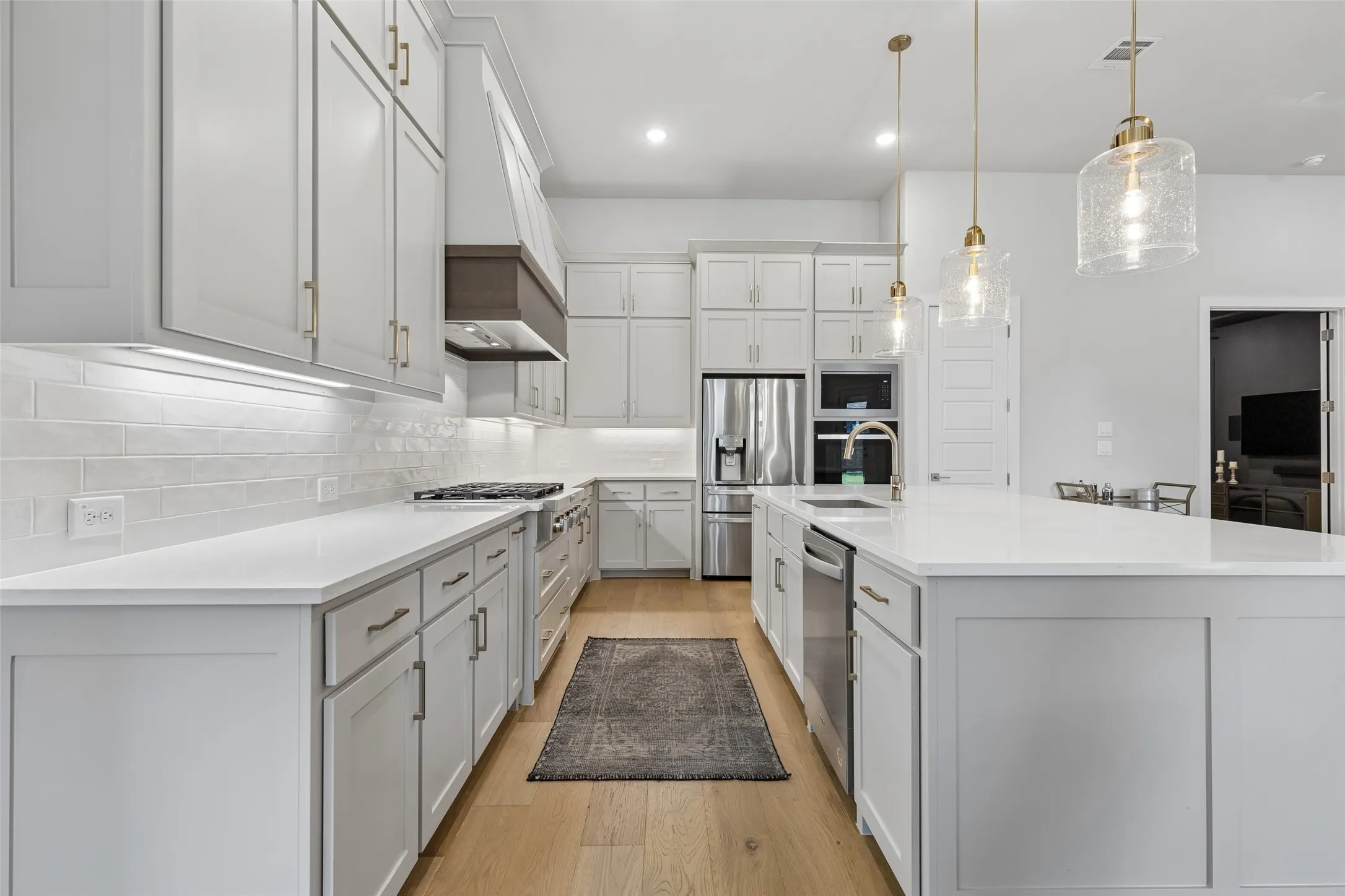 Single Family Residence For Sale in Denton County , 4208 Sunrise Lane, Celina, Texas 75078, 4 Bedroom, 5 Bathroom, 3 Garage spaces, 3,655 Sqft, built in 2024, mls#21387864, Real Estate Agent in Celina, Homes For Sale in Denton county, Homes For Sale in Celina, Realtor in Celina Texas, Real Estate Brokerage Independent Realty Texas, Luminita Cordes Realtor