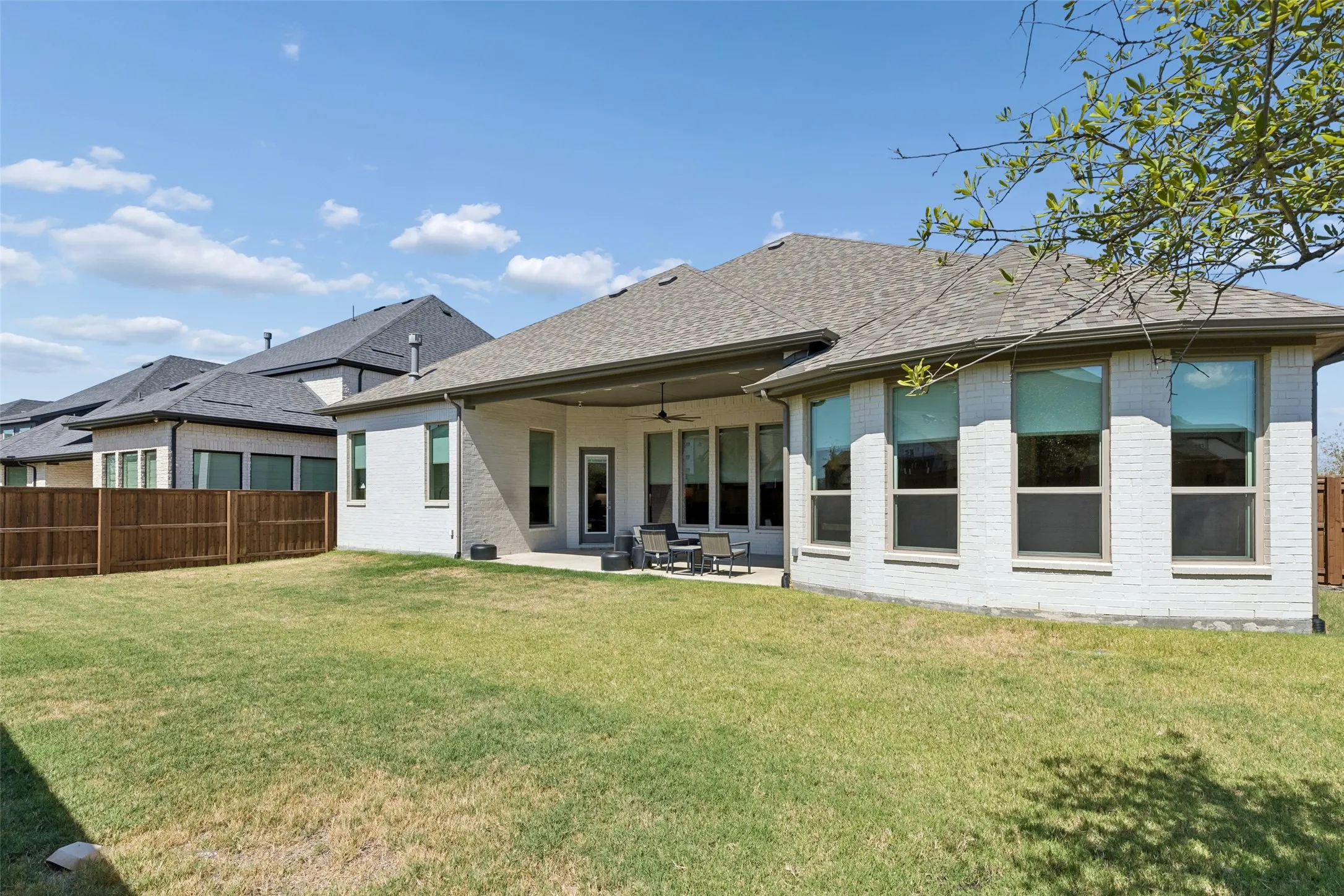 Single Family Residence For Sale in Denton County , 4208 Sunrise Lane, Celina, Texas 75078, 4 Bedroom, 5 Bathroom, 3 Garage spaces, 3,655 Sqft, built in 2024, mls#21387864, Real Estate Agent in Celina, Homes For Sale in Denton county, Homes For Sale in Celina, Realtor in Celina Texas, Real Estate Brokerage Independent Realty Texas, Luminita Cordes Realtor