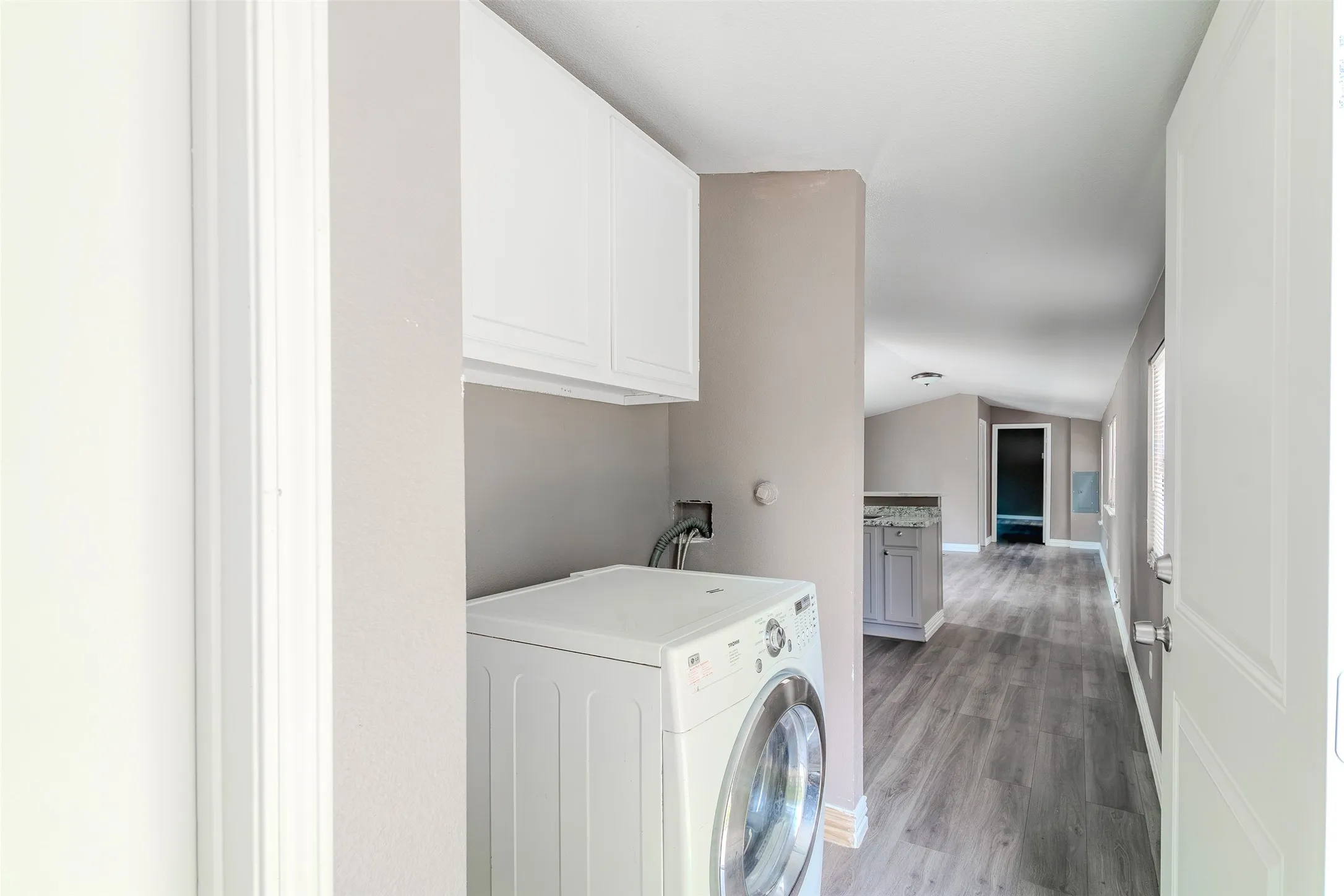 Mobile Home For Rent in Collin County , 5641 Kimber Lane, Frisco, Texas 75034, 2 Bedroom, 1 Bathroom, Garage spaces, 924 Sqft, built in 1980, mls#21387495, Real Estate Agent in Frisco, Homes For Rent in Collin county, Homes For Rent in Frisco, Realtor in Frisco Texas, Real Estate Brokerage Independent Realty Texas, Luminita Cordes Realtor