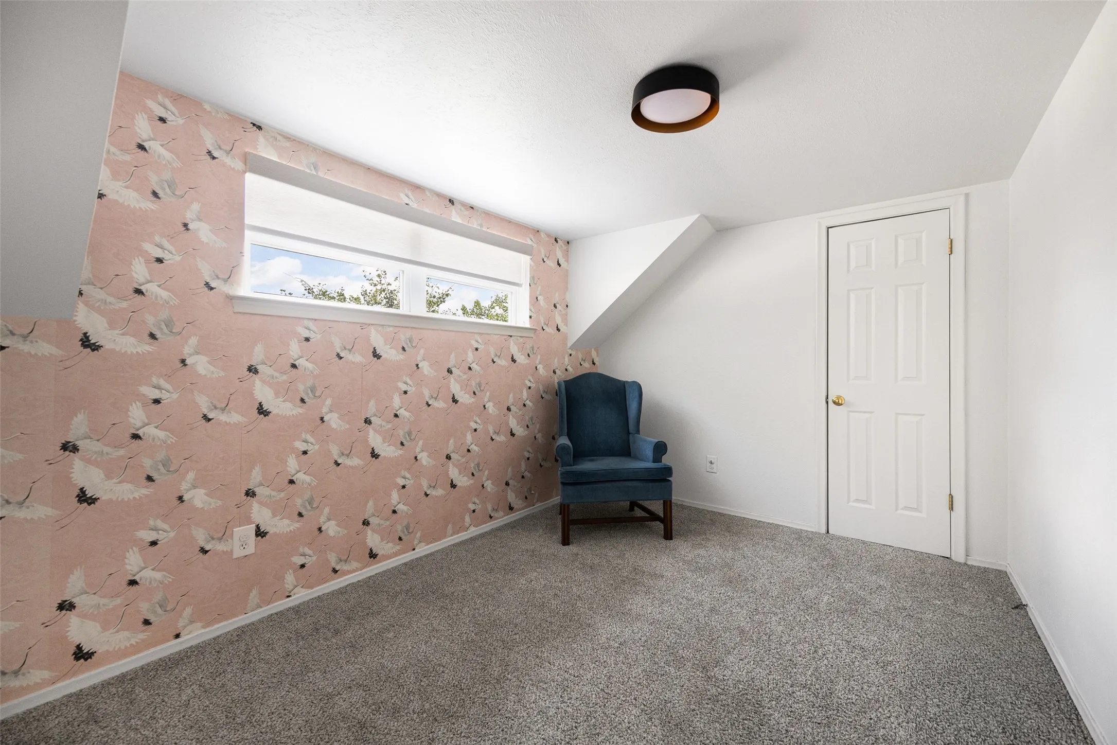 Single Family Residence For Sale in Dallas County , 1537 Mapleton Drive, Dallas, Texas 75228, 3 Bedroom, 3 Bathroom, 2 Garage spaces, 2,054 Sqft, built in 1961, mls#21383296, Real Estate Agent in Dallas, Homes For Sale in Dallas county, Homes For Sale in Dallas, Realtor in Dallas Texas, Real Estate Brokerage Independent Realty Texas, Luminita Cordes Realtor
