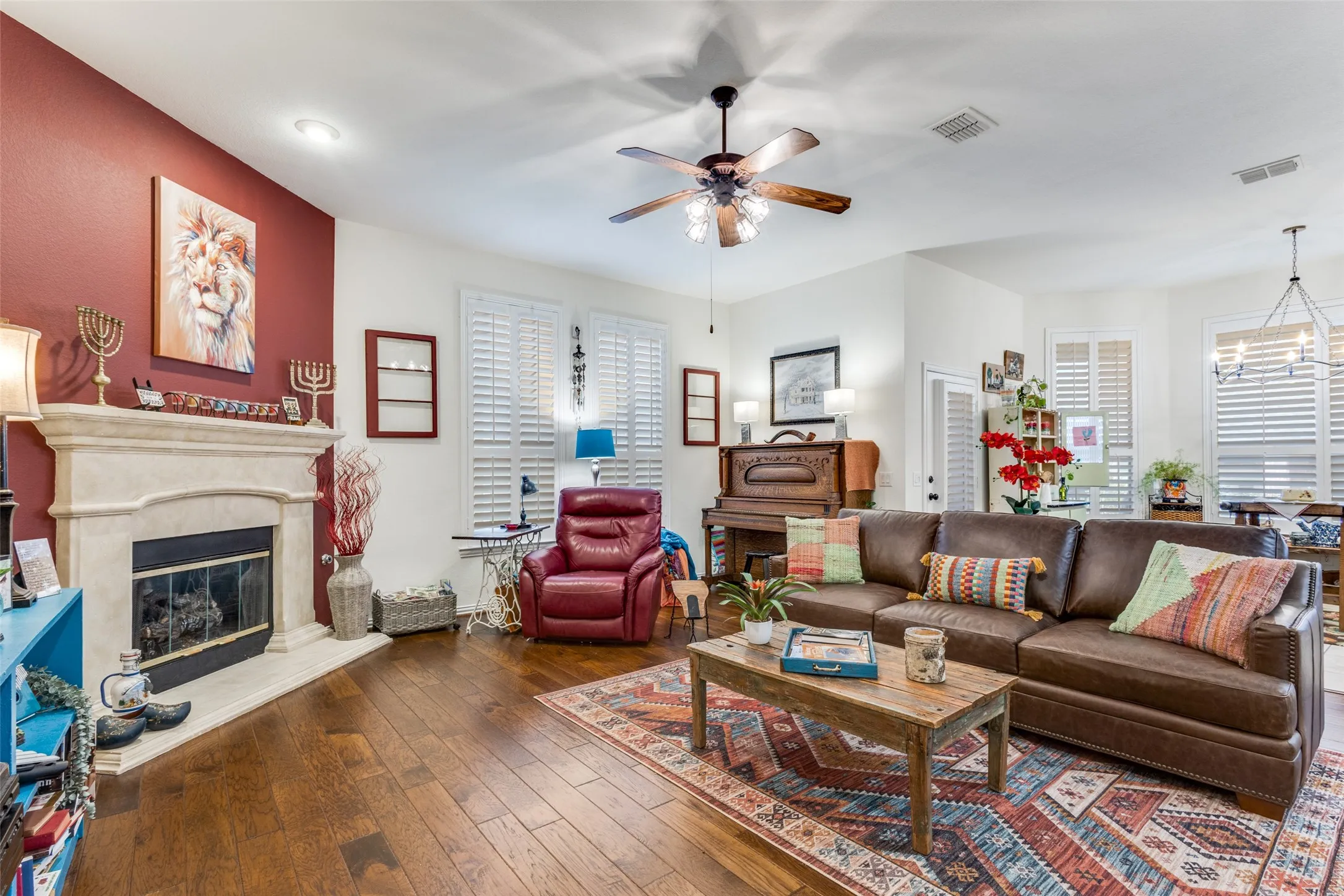 Single Family Residence For Sale in Collin County , 1377 Ranch House Drive, Fairview, Texas 75069, 2 Bedroom, 3 Bathroom, 2 Garage spaces, 2,675 Sqft, built in 2004, mls#21385800, Real Estate Agent in Fairview, Homes For Sale in Collin county, Homes For Sale in Fairview, Realtor in Fairview Texas, Real Estate Brokerage Independent Realty Texas, Luminita Cordes Realtor