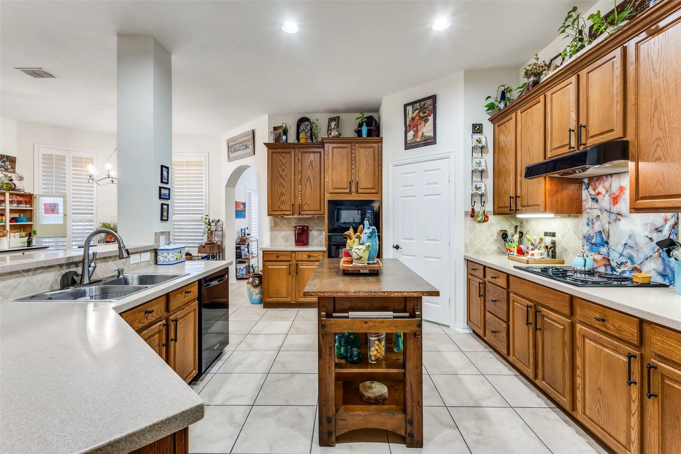 Single Family Residence For Sale in Collin County , 1377 Ranch House Drive, Fairview, Texas 75069, 2 Bedroom, 3 Bathroom, 2 Garage spaces, 2,675 Sqft, built in 2004, mls#21385800, Real Estate Agent in Fairview, Homes For Sale in Collin county, Homes For Sale in Fairview, Realtor in Fairview Texas, Real Estate Brokerage Independent Realty Texas, Luminita Cordes Realtor