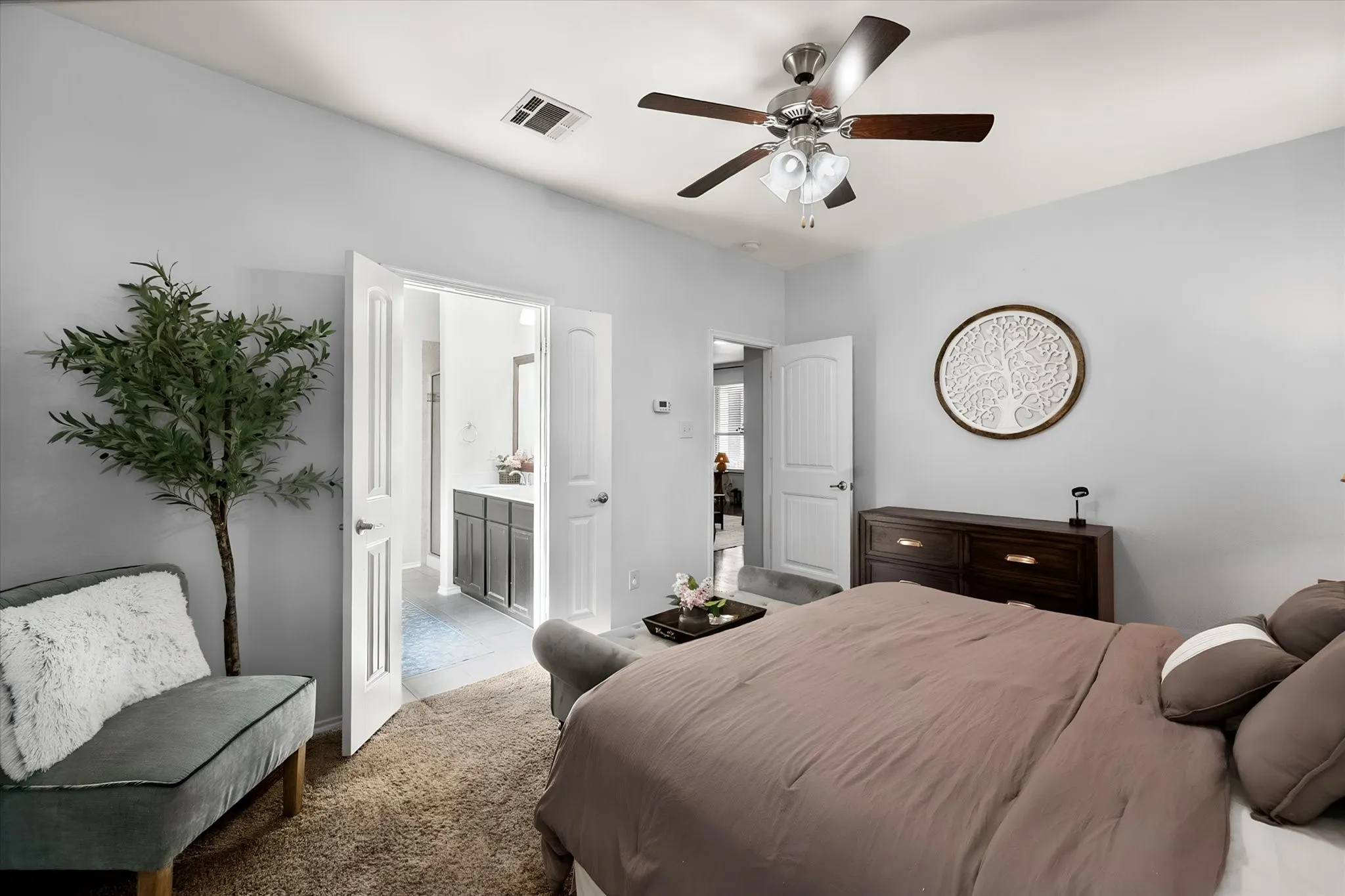 Single Family Residence For Sale in Denton County , 8825 Deadwood Lane, Aubrey, Texas 76227, 4 Bedroom, 3 Bathroom, 2 Garage spaces, 1,754 Sqft, built in 2016, mls#21386621, Real Estate Agent in Aubrey, Homes For Sale in Denton county, Homes For Sale in Aubrey, Realtor in Aubrey Texas, Real Estate Brokerage Independent Realty Texas, Luminita Cordes Realtor