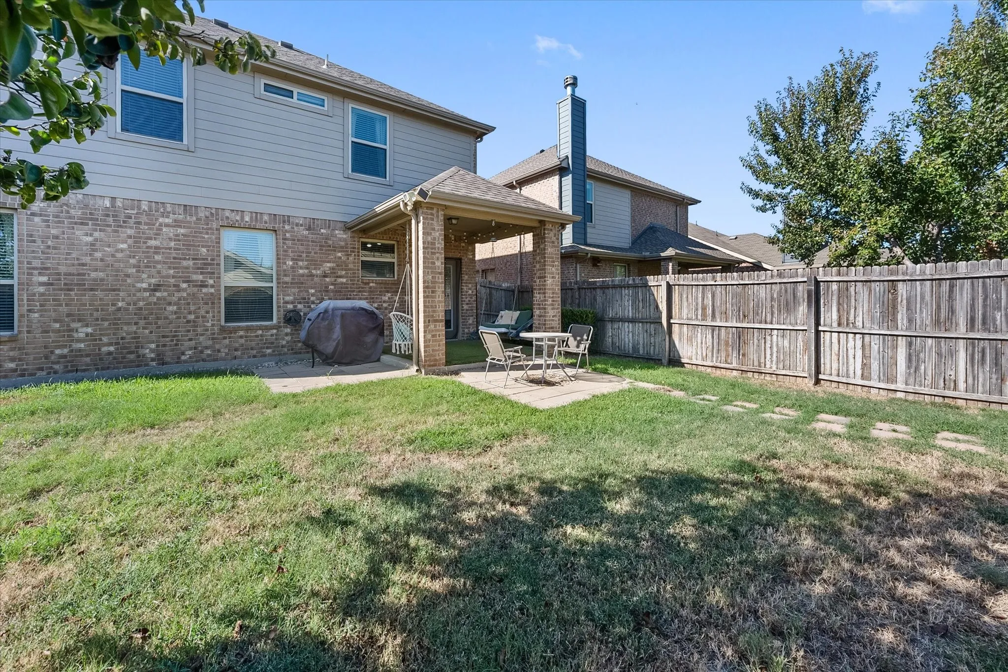 Single Family Residence For Sale in Denton County , 8825 Deadwood Lane, Aubrey, Texas 76227, 4 Bedroom, 3 Bathroom, 2 Garage spaces, 1,754 Sqft, built in 2016, mls#21386621, Real Estate Agent in Aubrey, Homes For Sale in Denton county, Homes For Sale in Aubrey, Realtor in Aubrey Texas, Real Estate Brokerage Independent Realty Texas, Luminita Cordes Realtor