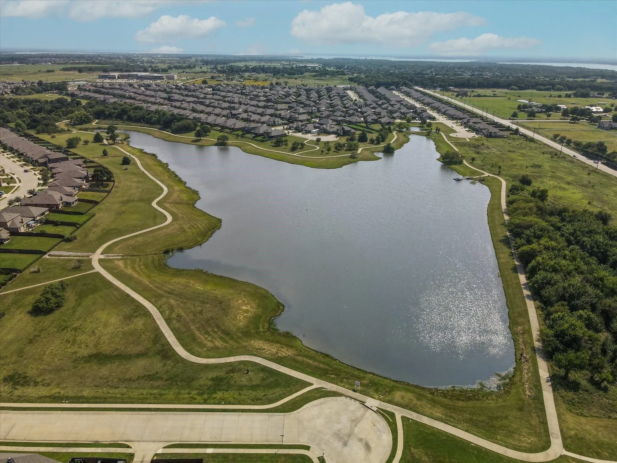 Single Family Residence For Sale in Denton County , 8825 Deadwood Lane, Aubrey, Texas 76227, 4 Bedroom, 3 Bathroom, 2 Garage spaces, 1,754 Sqft, built in 2016, mls#21386621, Real Estate Agent in Aubrey, Homes For Sale in Denton county, Homes For Sale in Aubrey, Realtor in Aubrey Texas, Real Estate Brokerage Independent Realty Texas, Luminita Cordes Realtor