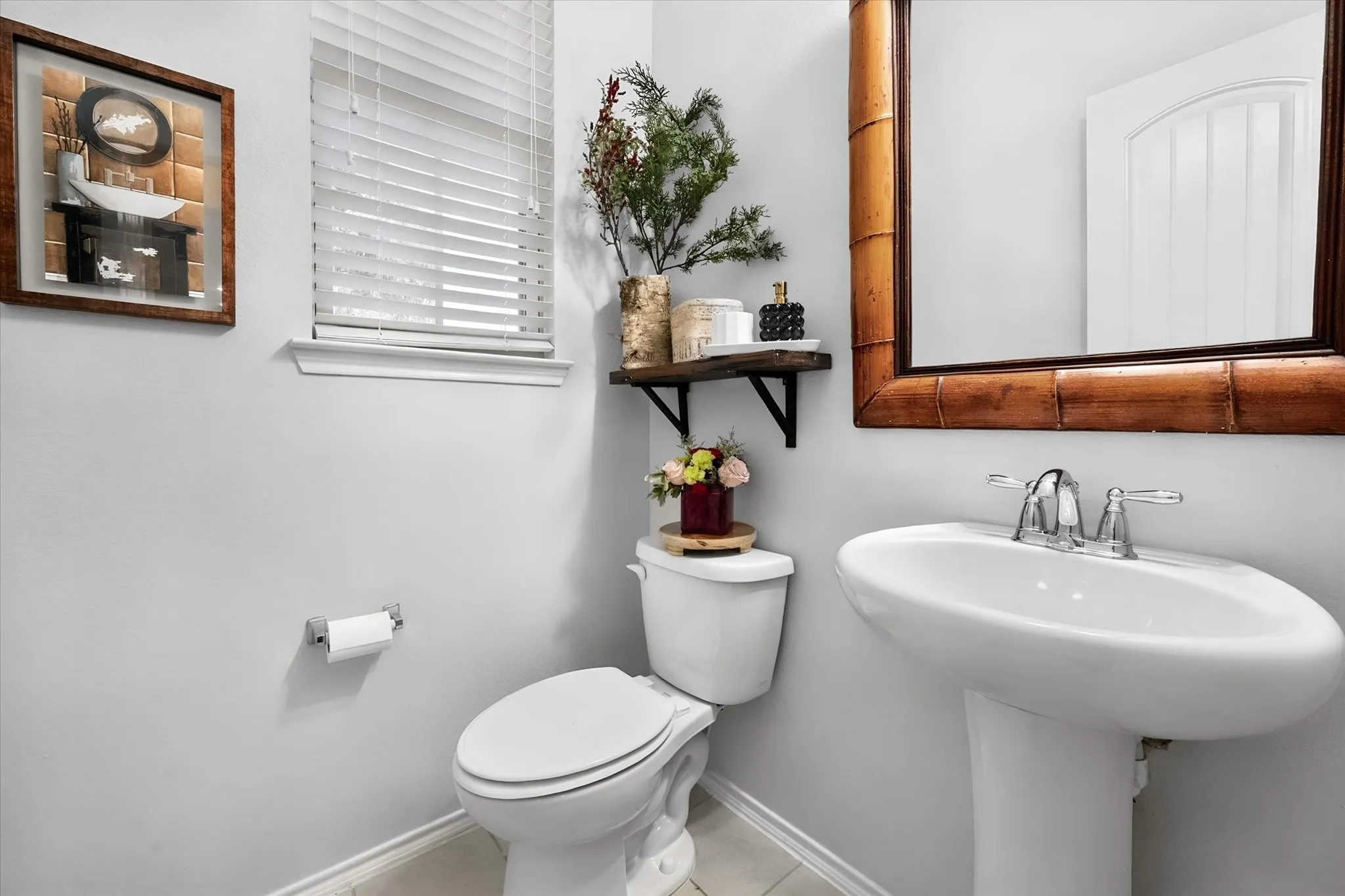 Single Family Residence For Sale in Denton County , 8825 Deadwood Lane, Aubrey, Texas 76227, 4 Bedroom, 3 Bathroom, 2 Garage spaces, 1,754 Sqft, built in 2016, mls#21386621, Real Estate Agent in Aubrey, Homes For Sale in Denton county, Homes For Sale in Aubrey, Realtor in Aubrey Texas, Real Estate Brokerage Independent Realty Texas, Luminita Cordes Realtor