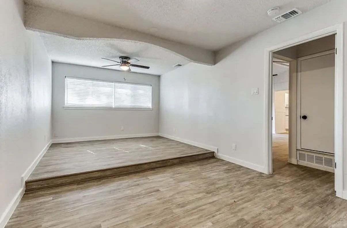 Single Family Residence For Rent in Dallas County , 1606 Travis Street, Garland, Texas 75042, 3 Bedroom, 2 Bathroom, 2 Garage spaces, 1,734 Sqft, built in 1970, mls#21387871, Real Estate Agent in Garland, Homes For Rent in Dallas county, Homes For Rent in Garland, Realtor in Garland Texas, Real Estate Brokerage Independent Realty Texas, Luminita Cordes Realtor