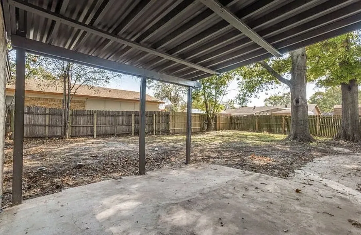 Single Family Residence For Rent in Dallas County , 1606 Travis Street, Garland, Texas 75042, 3 Bedroom, 2 Bathroom, 2 Garage spaces, 1,734 Sqft, built in 1970, mls#21387871, Real Estate Agent in Garland, Homes For Rent in Dallas county, Homes For Rent in Garland, Realtor in Garland Texas, Real Estate Brokerage Independent Realty Texas, Luminita Cordes Realtor