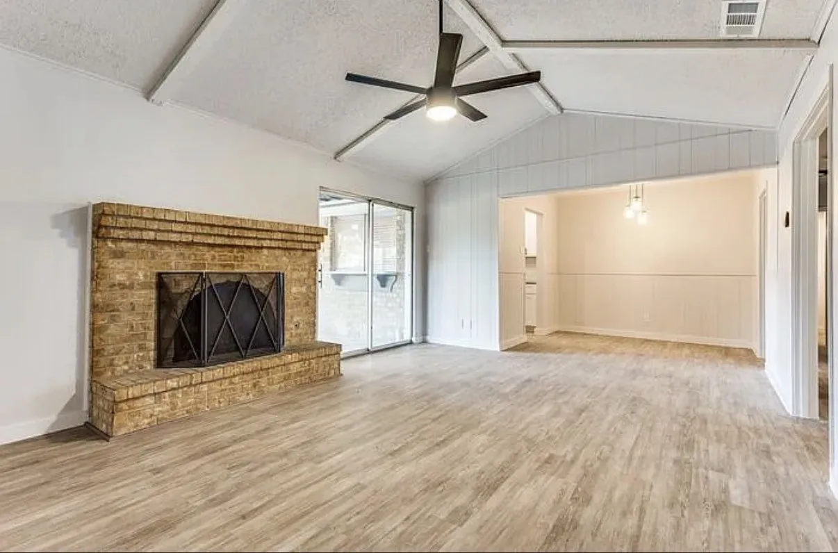 Single Family Residence For Rent in Dallas County , 1606 Travis Street, Garland, Texas 75042, 3 Bedroom, 2 Bathroom, 2 Garage spaces, 1,734 Sqft, built in 1970, mls#21387871, Real Estate Agent in Garland, Homes For Rent in Dallas county, Homes For Rent in Garland, Realtor in Garland Texas, Real Estate Brokerage Independent Realty Texas, Luminita Cordes Realtor