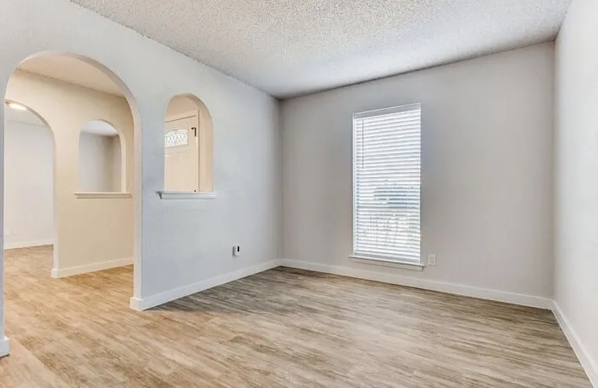 Single Family Residence For Rent in Dallas County , 1606 Travis Street, Garland, Texas 75042, 3 Bedroom, 2 Bathroom, 2 Garage spaces, 1,734 Sqft, built in 1970, mls#21387871, Real Estate Agent in Garland, Homes For Rent in Dallas county, Homes For Rent in Garland, Realtor in Garland Texas, Real Estate Brokerage Independent Realty Texas, Luminita Cordes Realtor