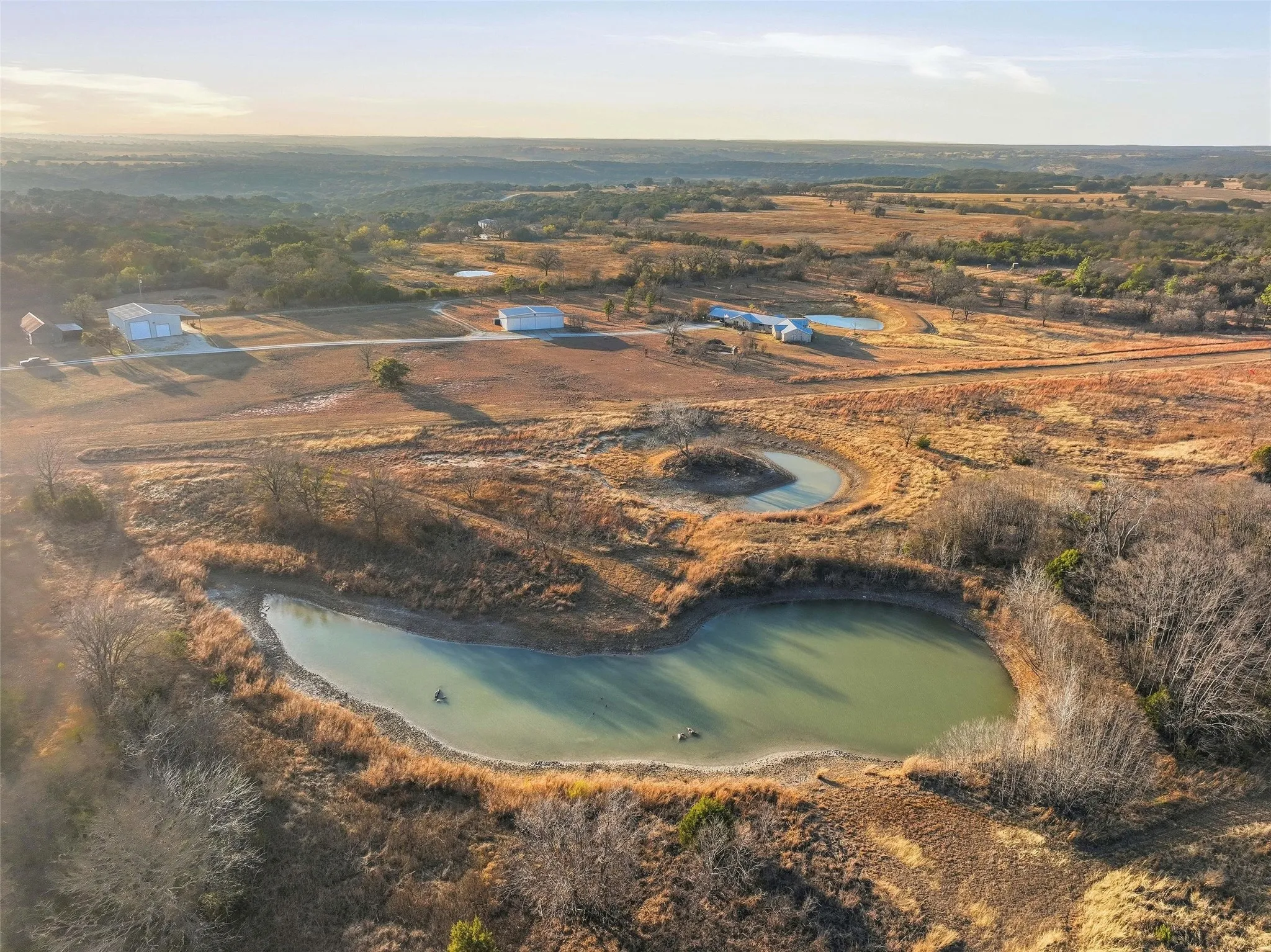 Single Family Residence For Sale in Erath County , 818 County Road 104, Bluff Dale, Texas 76433, 3 Bedroom, 4 Bathroom, 2 Garage spaces, 2,252 Sqft, built in 1999, mls#21387433, Real Estate Agent in Bluff Dale, Homes For Sale in Erath county, Homes For Sale in Bluff Dale, Realtor in Bluff Dale Texas, Real Estate Brokerage Independent Realty Texas, Luminita Cordes Realtor