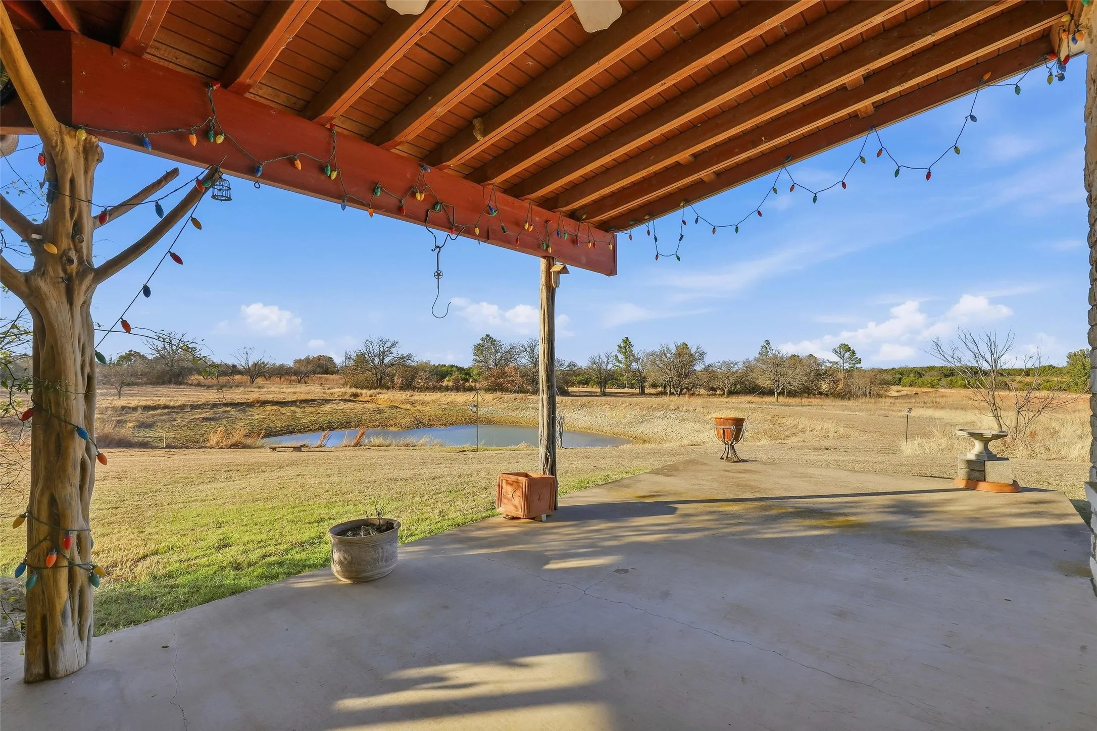 Single Family Residence For Sale in Erath County , 818 County Road 104, Bluff Dale, Texas 76433, 3 Bedroom, 4 Bathroom, 2 Garage spaces, 2,252 Sqft, built in 1999, mls#21387433, Real Estate Agent in Bluff Dale, Homes For Sale in Erath county, Homes For Sale in Bluff Dale, Realtor in Bluff Dale Texas, Real Estate Brokerage Independent Realty Texas, Luminita Cordes Realtor