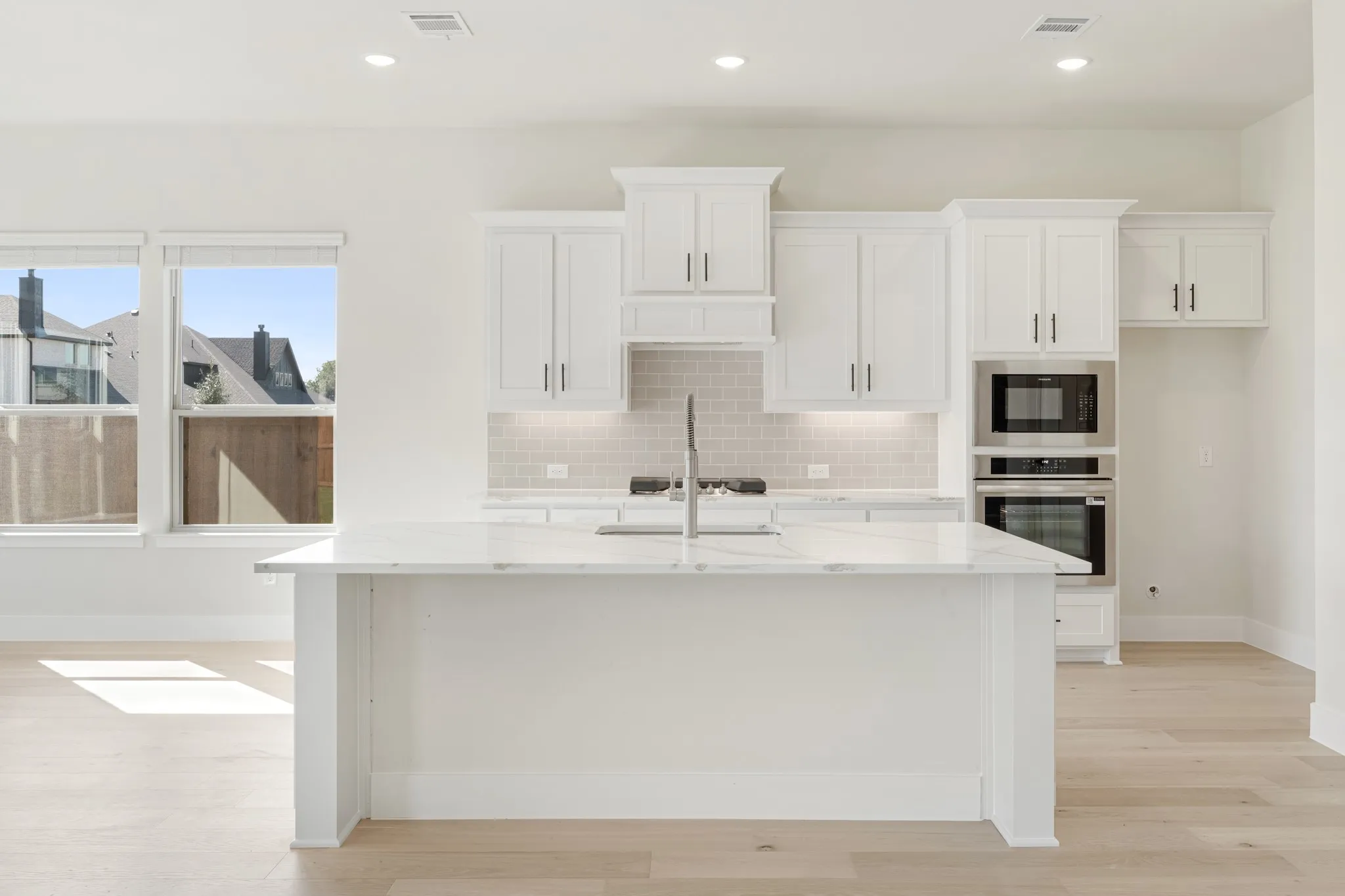 Single Family Residence For Sale in Collin County , 3410 Abingdon Drive, Melissa, Texas 75454, 4 Bedroom, 4 Bathroom, 2 Garage spaces, 3,487 Sqft, built in 2026, mls#21386932, Real Estate Agent in Melissa, Homes For Sale in Collin county, Homes For Sale in Melissa, Realtor in Melissa Texas, Real Estate Brokerage Independent Realty Texas, Luminita Cordes Realtor