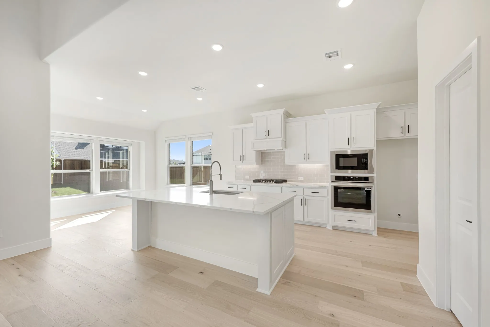 Single Family Residence For Sale in Collin County , 3410 Abingdon Drive, Melissa, Texas 75454, 4 Bedroom, 4 Bathroom, 2 Garage spaces, 3,487 Sqft, built in 2026, mls#21386932, Real Estate Agent in Melissa, Homes For Sale in Collin county, Homes For Sale in Melissa, Realtor in Melissa Texas, Real Estate Brokerage Independent Realty Texas, Luminita Cordes Realtor