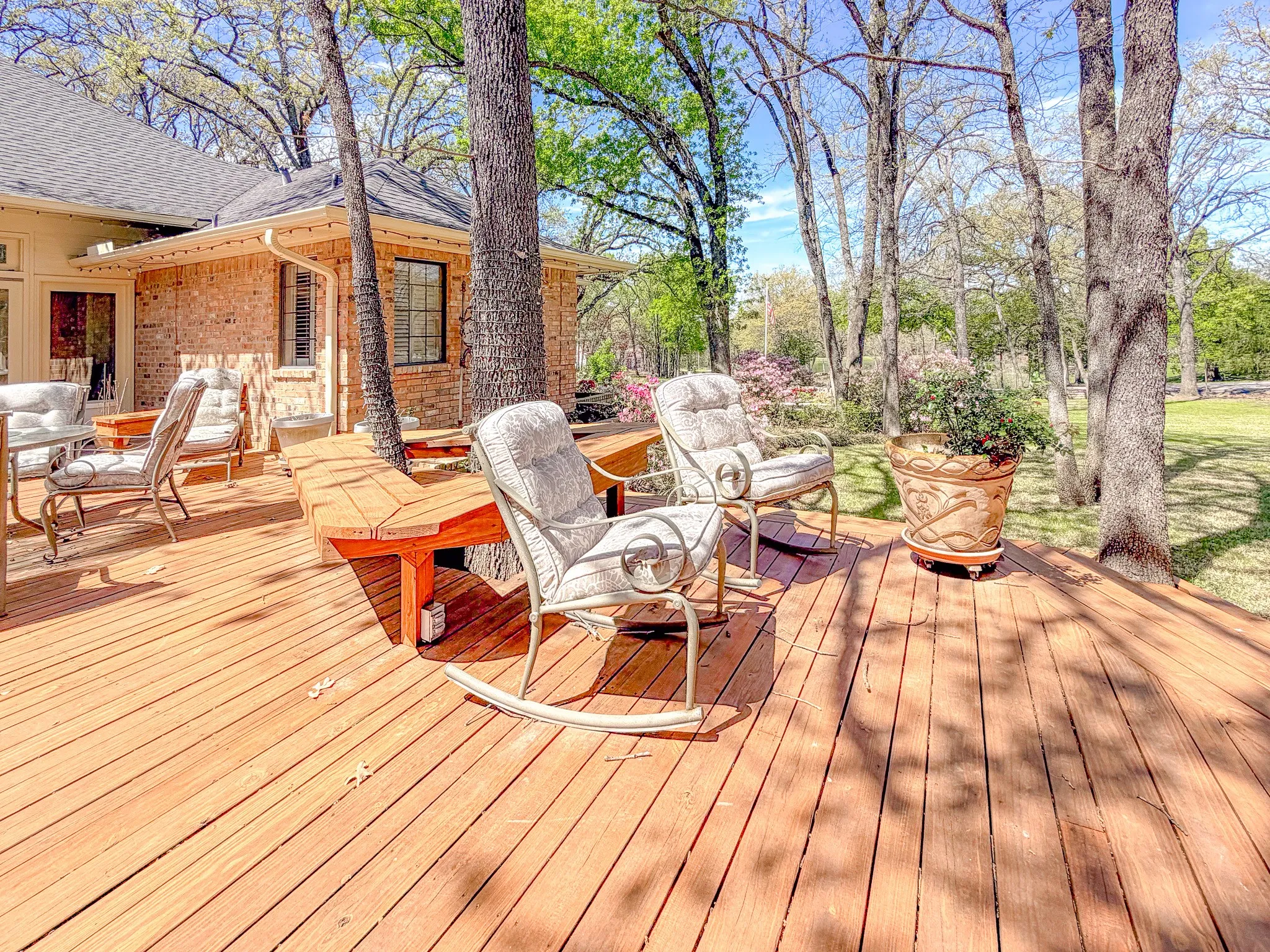 Single Family Residence For Sale in Navarro County , 305 County Road 0008, Corsicana, Texas 75110, 3 Bedroom, 3 Bathroom, 3 Garage spaces, 4,442 Sqft, built in 1987, mls#21384747, Real Estate Agent in Corsicana, Homes For Sale in Navarro county, Homes For Sale in Corsicana, Realtor in Corsicana Texas, Real Estate Brokerage Independent Realty Texas, Luminita Cordes Realtor