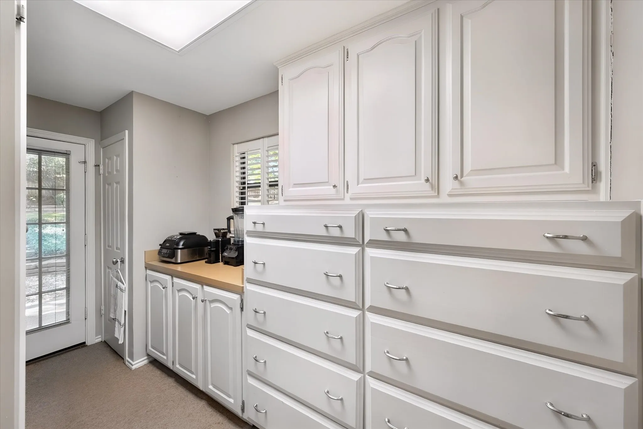 Single Family Residence For Sale in Navarro County , 305 County Road 0008, Corsicana, Texas 75110, 3 Bedroom, 3 Bathroom, 3 Garage spaces, 4,442 Sqft, built in 1987, mls#21384747, Real Estate Agent in Corsicana, Homes For Sale in Navarro county, Homes For Sale in Corsicana, Realtor in Corsicana Texas, Real Estate Brokerage Independent Realty Texas, Luminita Cordes Realtor
