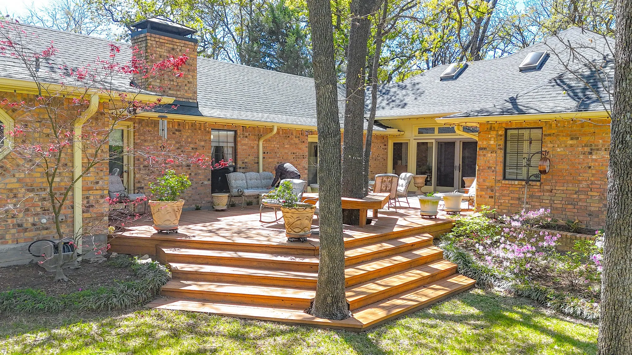 Single Family Residence For Sale in Navarro County , 305 County Road 0008, Corsicana, Texas 75110, 3 Bedroom, 3 Bathroom, 3 Garage spaces, 4,442 Sqft, built in 1987, mls#21384747, Real Estate Agent in Corsicana, Homes For Sale in Navarro county, Homes For Sale in Corsicana, Realtor in Corsicana Texas, Real Estate Brokerage Independent Realty Texas, Luminita Cordes Realtor