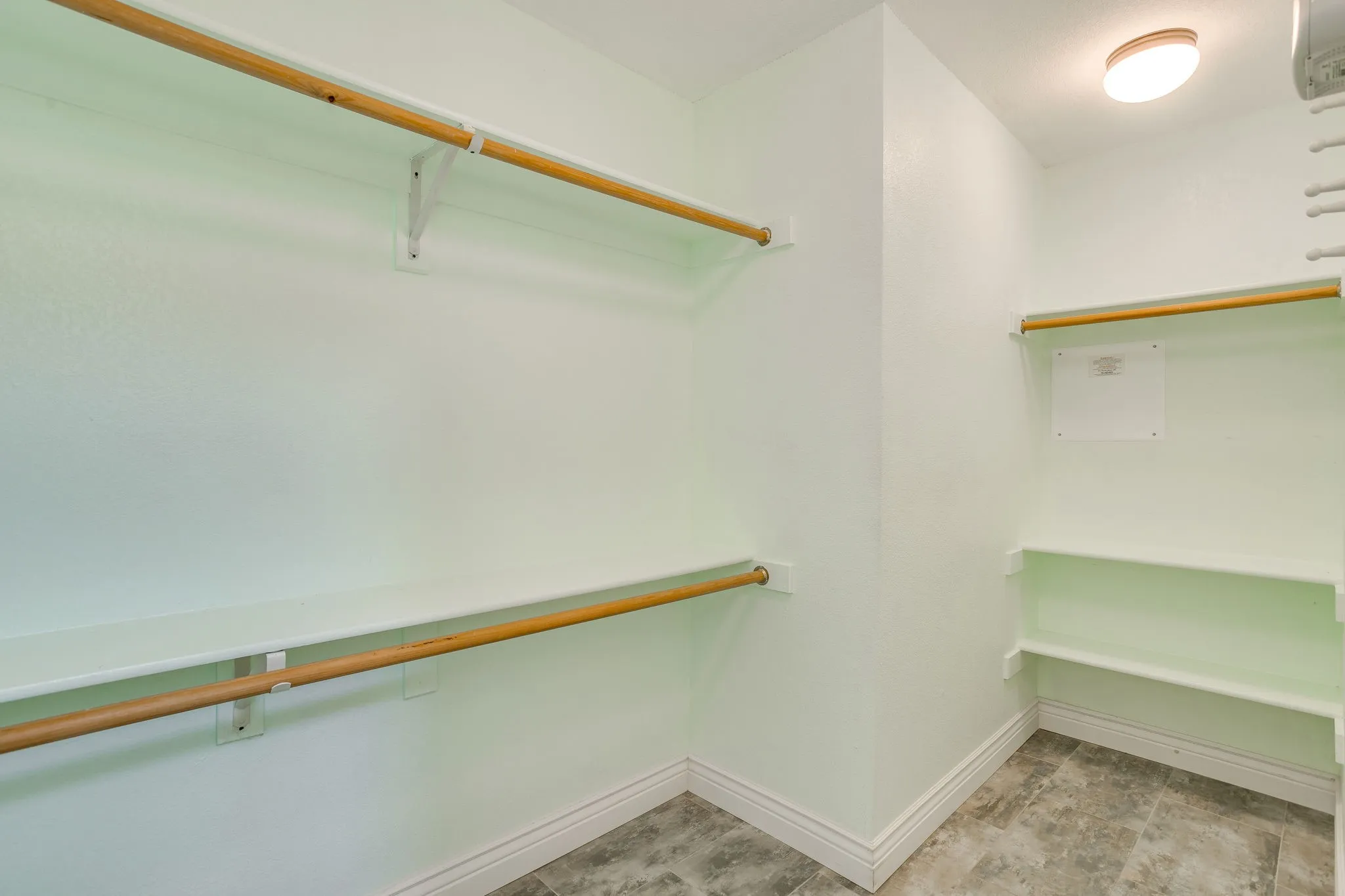 Single Family Residence For Rent in Tarrant County , 4409 New Meadow Drive, Mansfield, Texas 76063, 3 Bedroom, 2 Bathroom, 2 Garage spaces, 1,855 Sqft, built in 2002, mls#21382118, Real Estate Agent in Mansfield, Homes For Rent in Tarrant county, Homes For Rent in Mansfield, Realtor in Mansfield Texas, Real Estate Brokerage Independent Realty Texas, Luminita Cordes Realtor