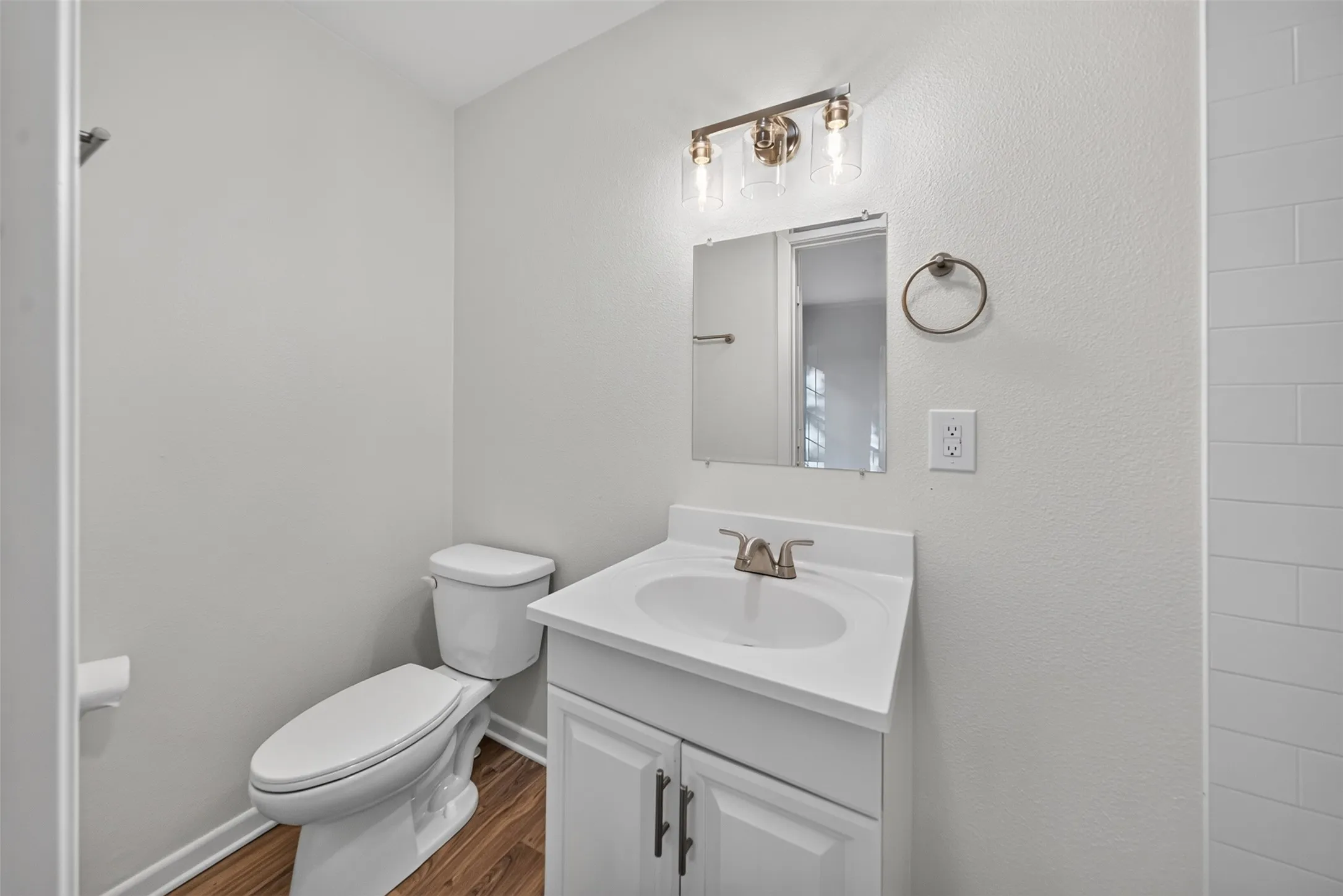 Single Family Residence For Sale in Smith County , 2313 Danica, Tyler, Texas 75701, 5 Bedroom, 3 Bathroom, Garage spaces, 1,425 Sqft, built in 1973, mls#21387874, Real Estate Agent in Tyler, Homes For Sale in Smith county, Homes For Sale in Tyler, Realtor in Tyler Texas, Real Estate Brokerage Independent Realty Texas, Luminita Cordes Realtor