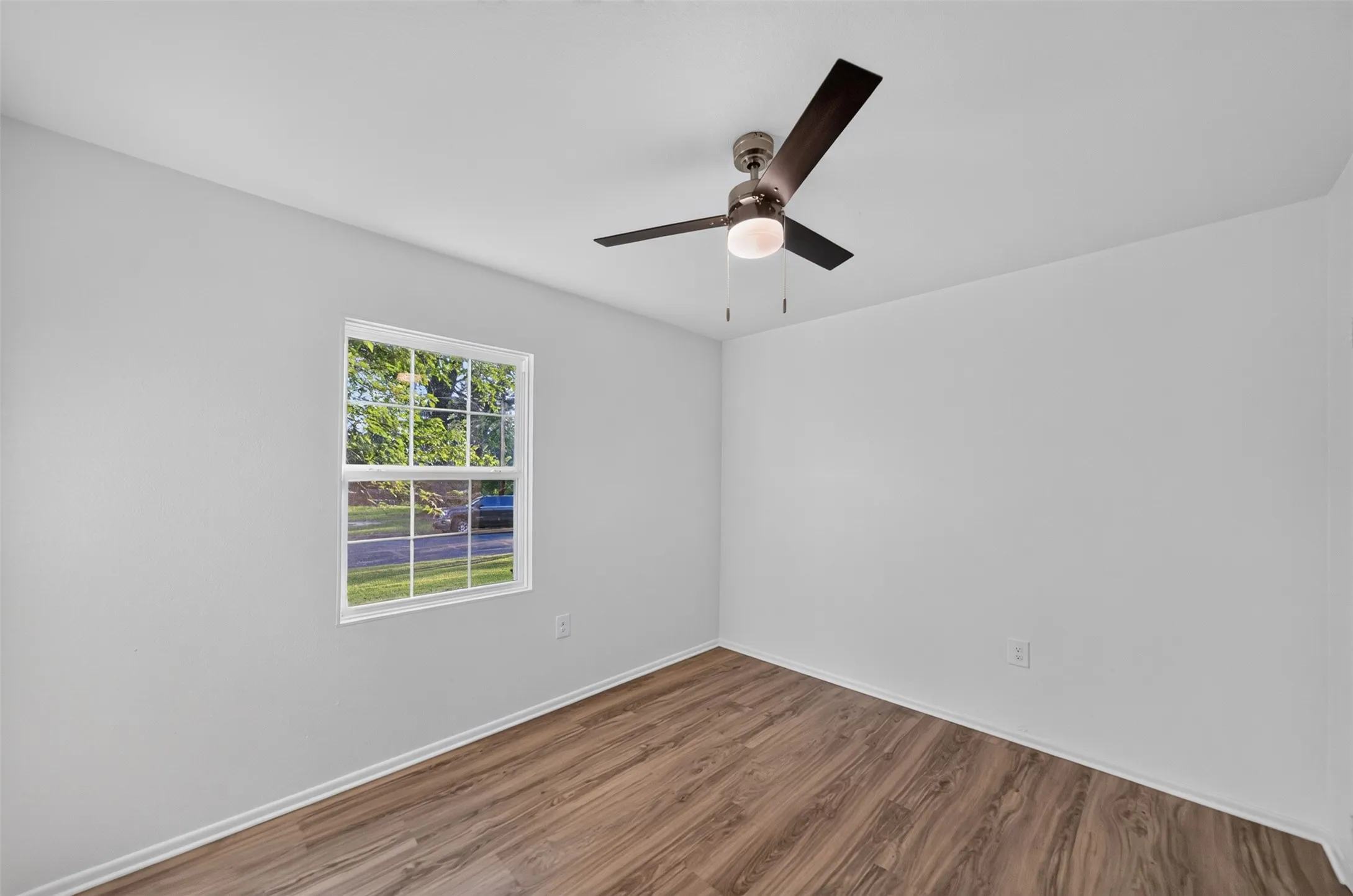 Single Family Residence For Sale in Smith County , 2313 Danica, Tyler, Texas 75701, 5 Bedroom, 3 Bathroom, Garage spaces, 1,425 Sqft, built in 1973, mls#21387874, Real Estate Agent in Tyler, Homes For Sale in Smith county, Homes For Sale in Tyler, Realtor in Tyler Texas, Real Estate Brokerage Independent Realty Texas, Luminita Cordes Realtor
