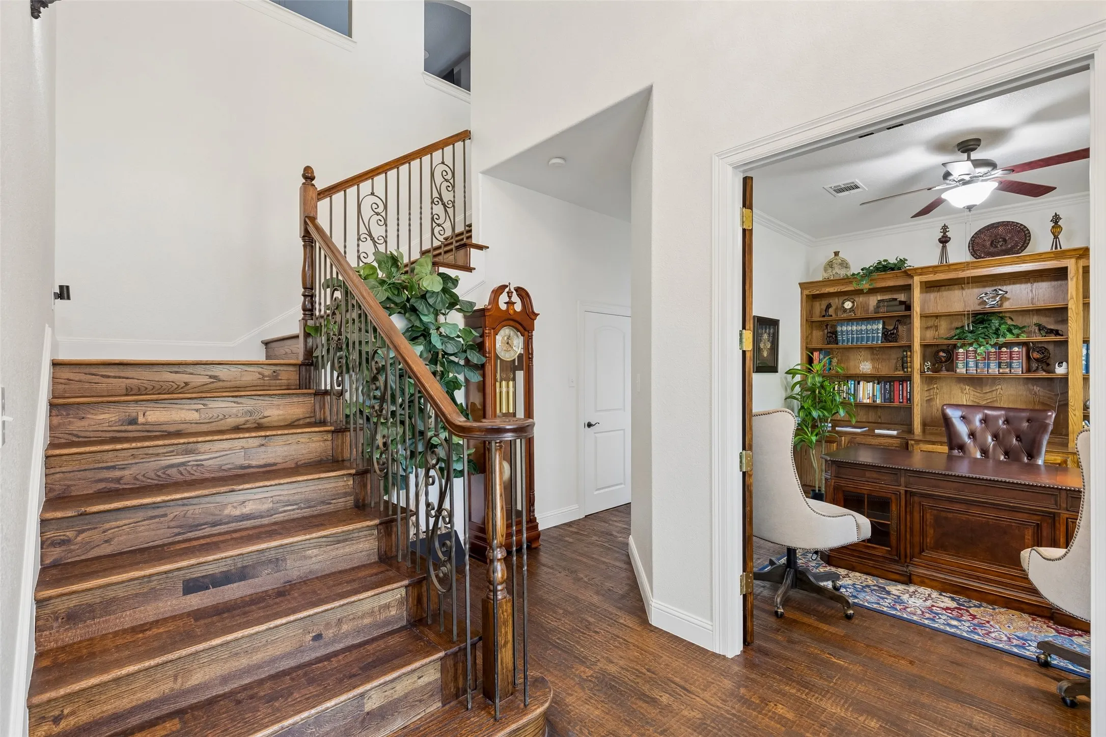 Single Family Residence For Sale in Dallas County , 1806 Richlen Way, Duncanville, Texas 75115, 4 Bedroom, 4 Bathroom, 3 Garage spaces, 4,058 Sqft, built in 2005, mls#21381631, Real Estate Agent in Duncanville, Homes For Sale in Dallas county, Homes For Sale in Duncanville, Realtor in Duncanville Texas, Real Estate Brokerage Independent Realty Texas, Luminita Cordes Realtor