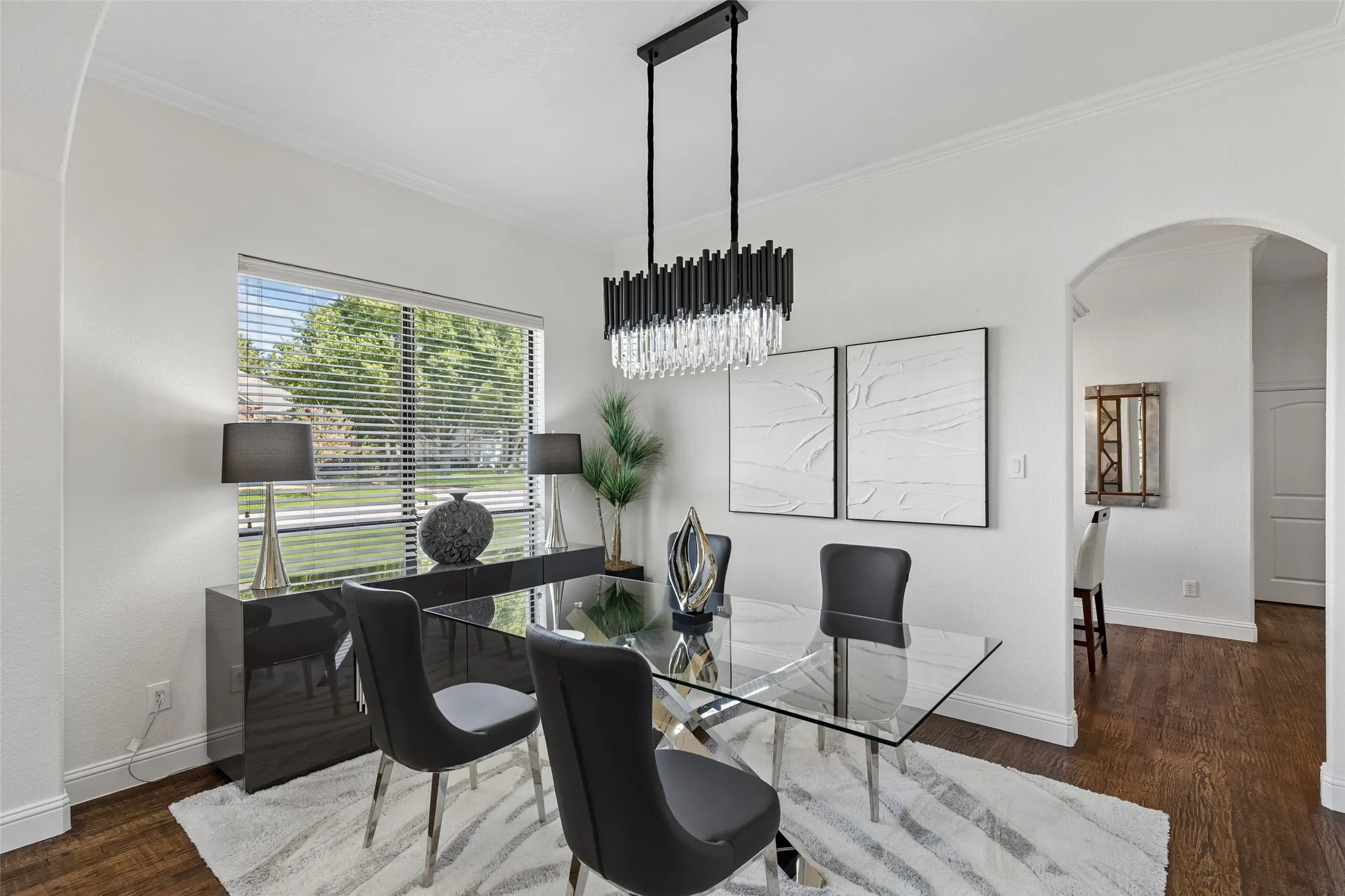 Single Family Residence For Sale in Dallas County , 1806 Richlen Way, Duncanville, Texas 75115, 4 Bedroom, 4 Bathroom, 3 Garage spaces, 4,058 Sqft, built in 2005, mls#21381631, Real Estate Agent in Duncanville, Homes For Sale in Dallas county, Homes For Sale in Duncanville, Realtor in Duncanville Texas, Real Estate Brokerage Independent Realty Texas, Luminita Cordes Realtor