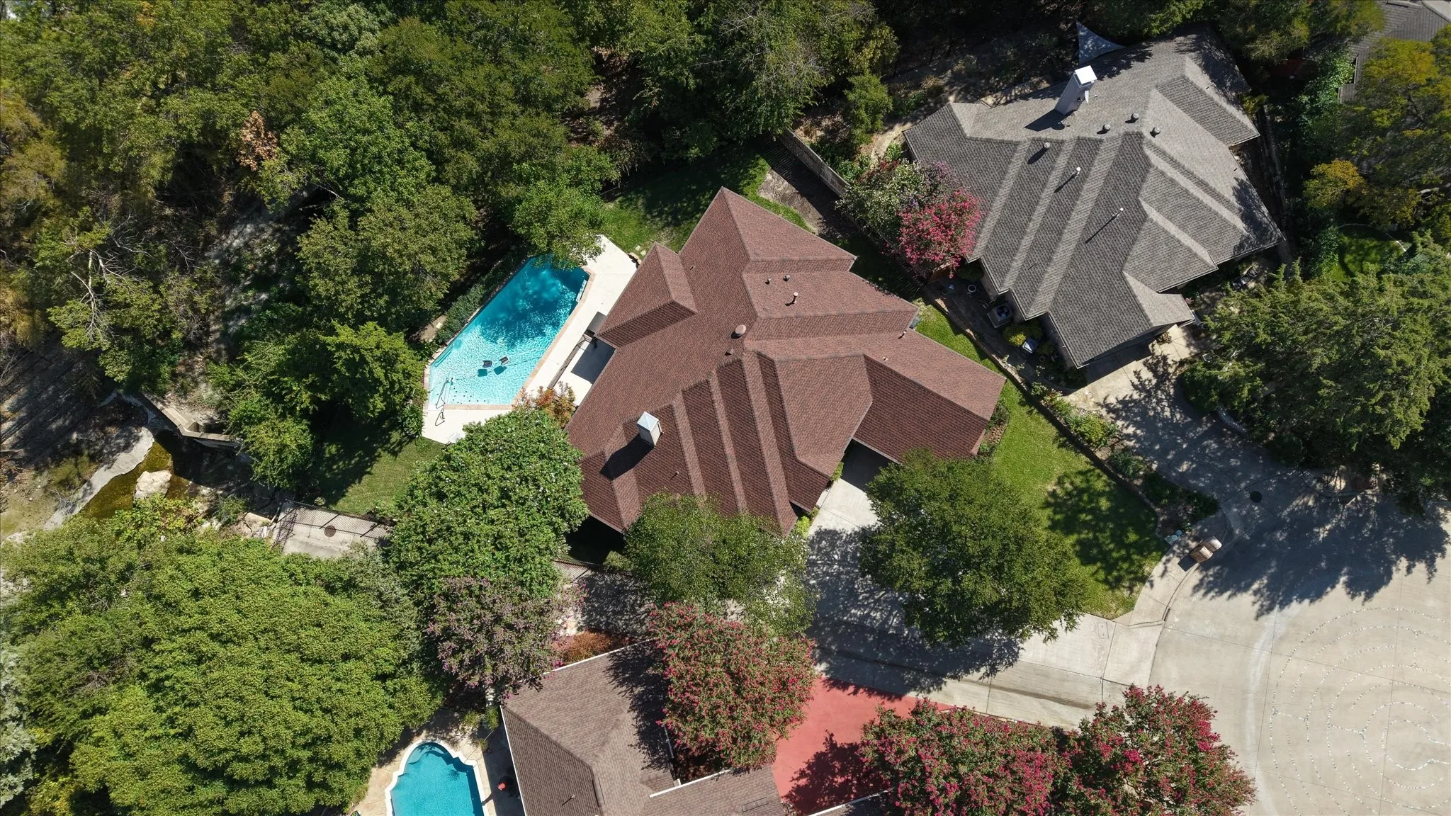 Single Family Residence For Sale in Dallas County , 9758 Vinewood Drive, Dallas, Texas 75228, 3 Bedroom, 3 Bathroom, 2 Garage spaces, 2,403 Sqft, built in 1998, mls#21387883, Real Estate Agent in Dallas, Homes For Sale in Dallas county, Homes For Sale in Dallas, Realtor in Dallas Texas, Real Estate Brokerage Independent Realty Texas, Luminita Cordes Realtor