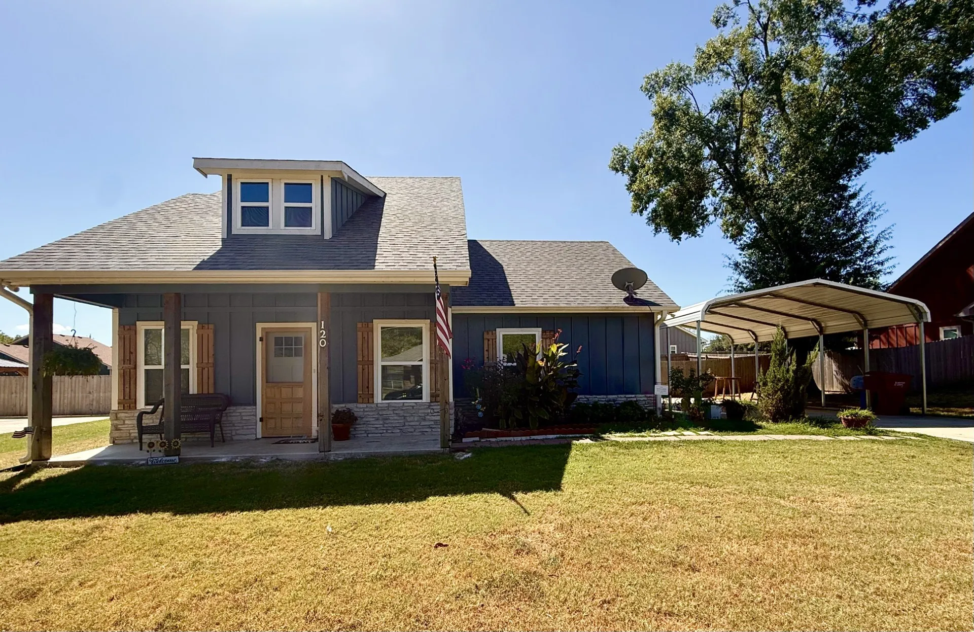 Single Family Residence For Sale in Lamar County , 120 W Fairview Street, Blossom, Texas 75416, 3 Bedroom, 2 Bathroom, Garage spaces, 1,191 Sqft, built in 2023, mls#21385786, Real Estate Agent in Blossom, Homes For Sale in Lamar county, Homes For Sale in Blossom, Realtor in Blossom Texas, Real Estate Brokerage Independent Realty Texas, Luminita Cordes Realtor