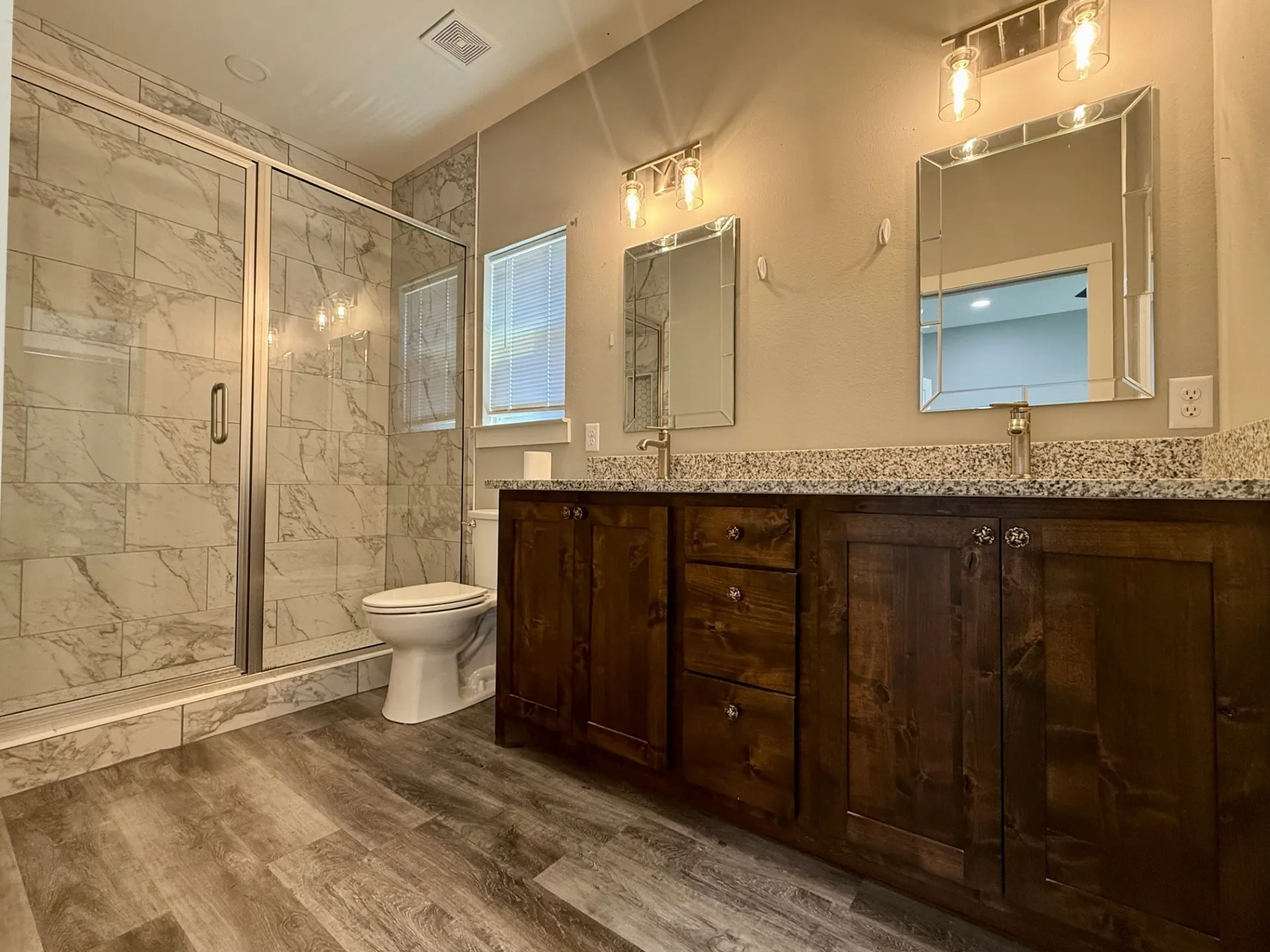 Single Family Residence For Sale in Lamar County , 120 W Fairview Street, Blossom, Texas 75416, 3 Bedroom, 2 Bathroom, Garage spaces, 1,191 Sqft, built in 2023, mls#21385786, Real Estate Agent in Blossom, Homes For Sale in Lamar county, Homes For Sale in Blossom, Realtor in Blossom Texas, Real Estate Brokerage Independent Realty Texas, Luminita Cordes Realtor